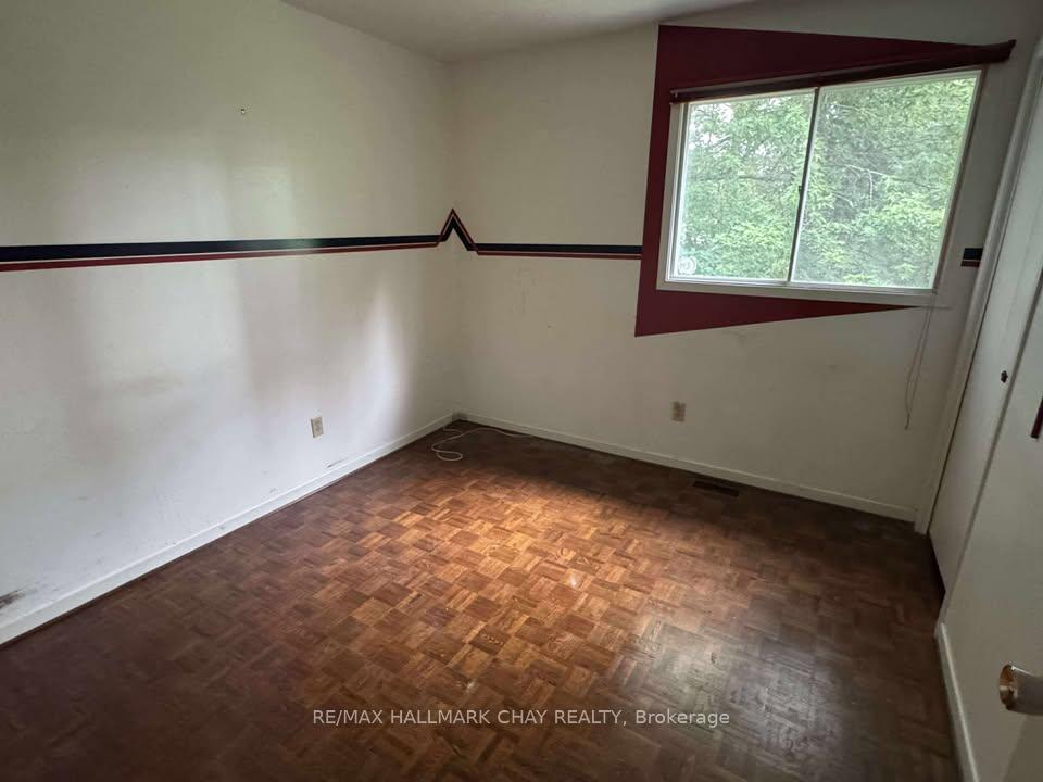 Photo 18 of 23 Cedar Creek Road, Springwater, Midhurst — HOMEH