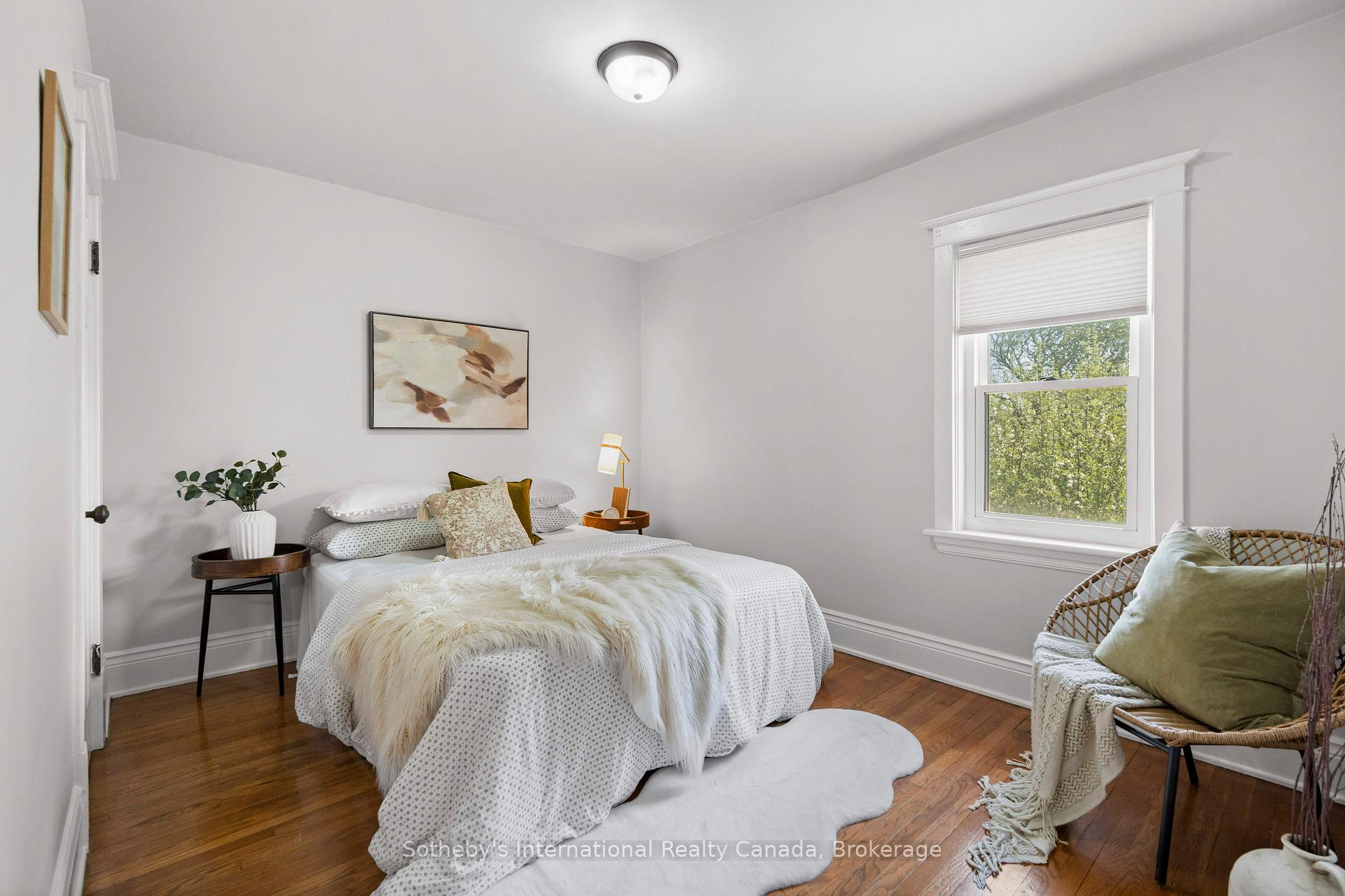 Photo 15 of 122 Lake Avenue Drive, Hamilton, Stoney Creek — HOMEH