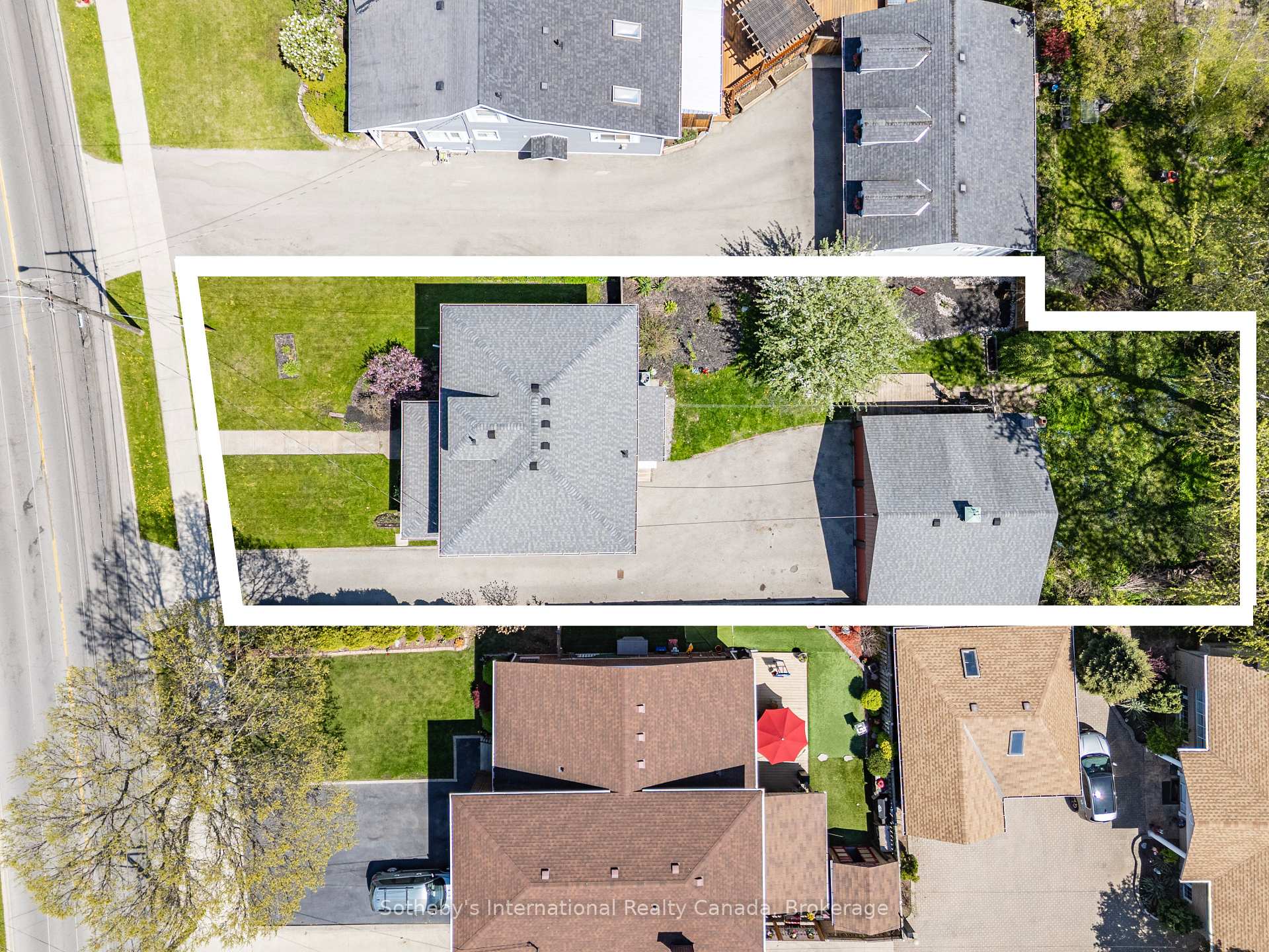Photo 14 of 122 Lake Avenue Drive, Hamilton, Stoney Creek — HOMEH