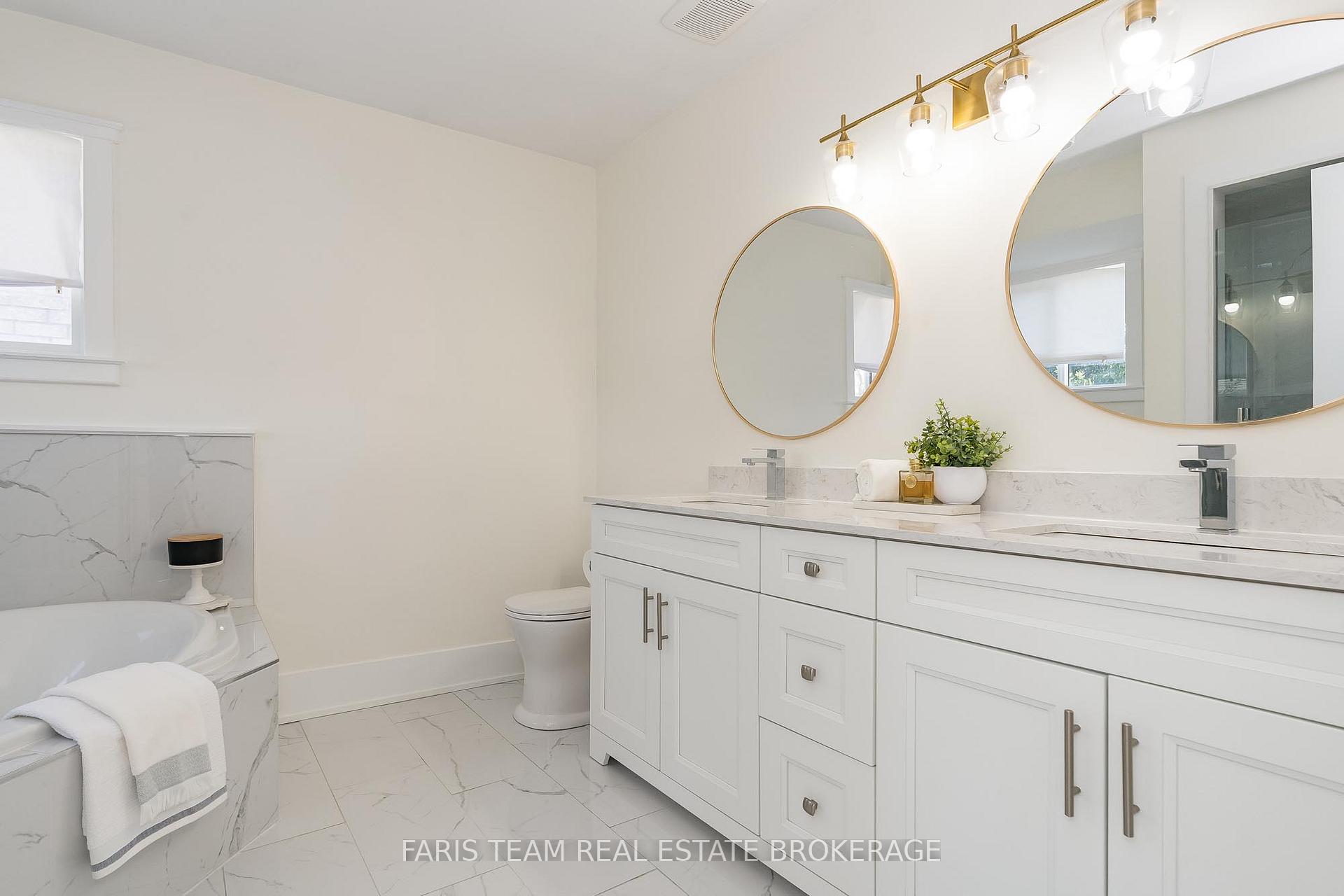 Photo 11 of 58 Girdwood Drive, Barrie, Holly — HOMEH