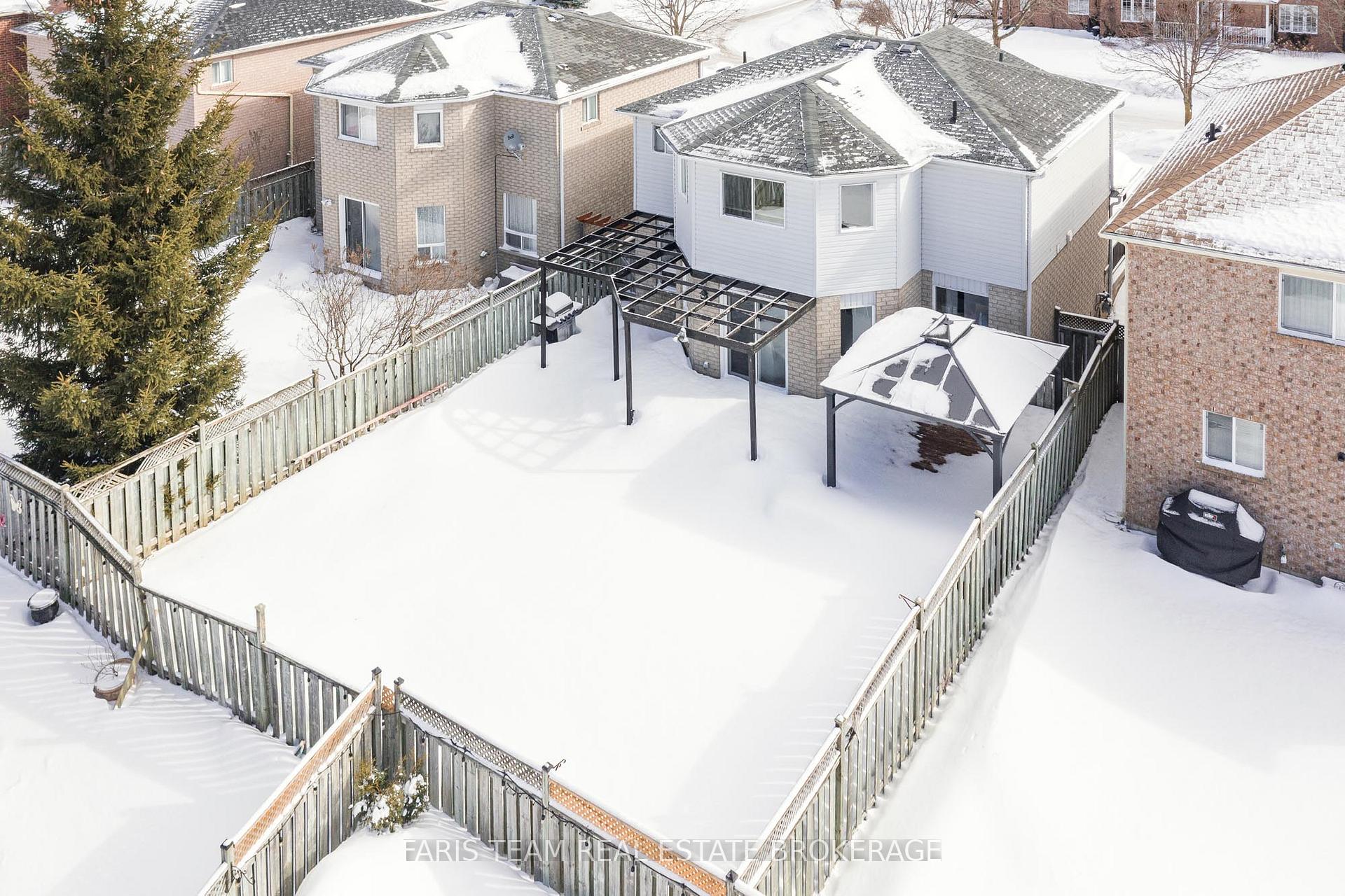 Photo 23 of 58 Girdwood Drive, Barrie, Holly — HOMEH