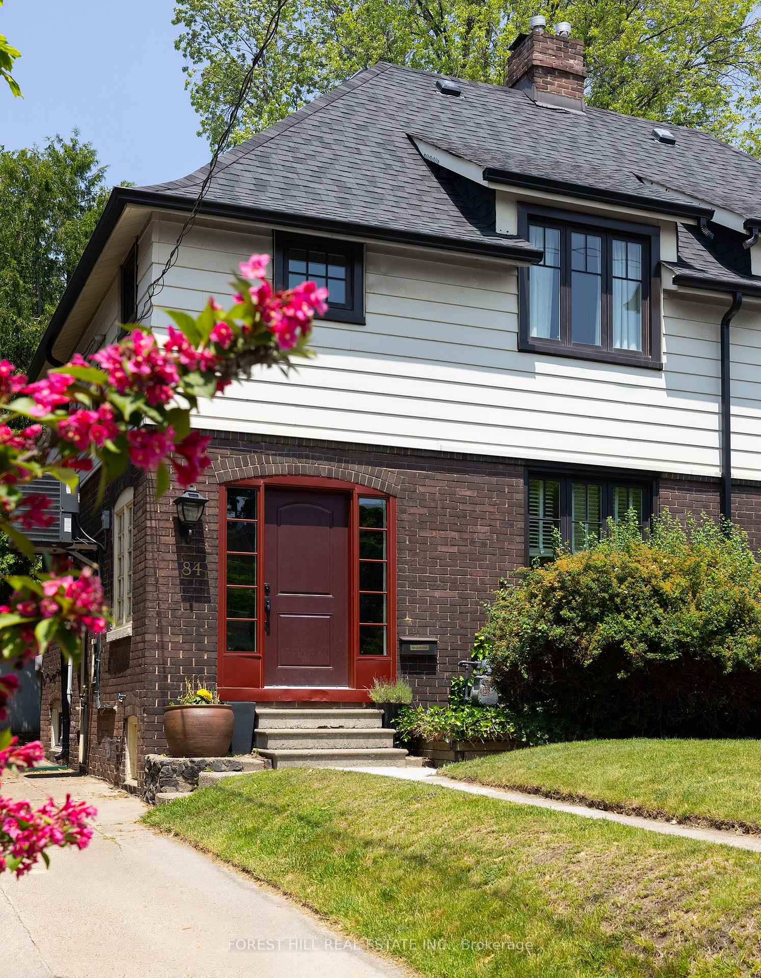 Photo 19 of 84 Hanson Street, Toronto, Woodbine Corridor — HOMEH