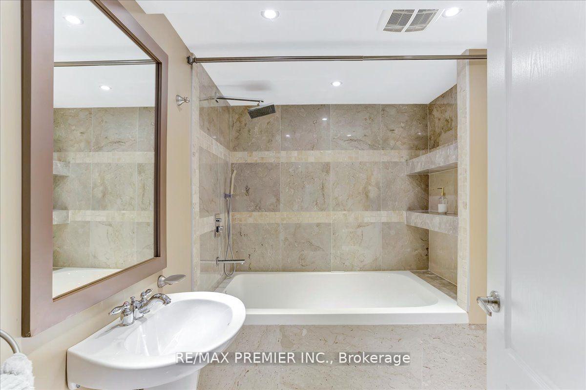 Photo 25 of 3 Pepin Court, Barrie, Innis-Shore — HOMEH