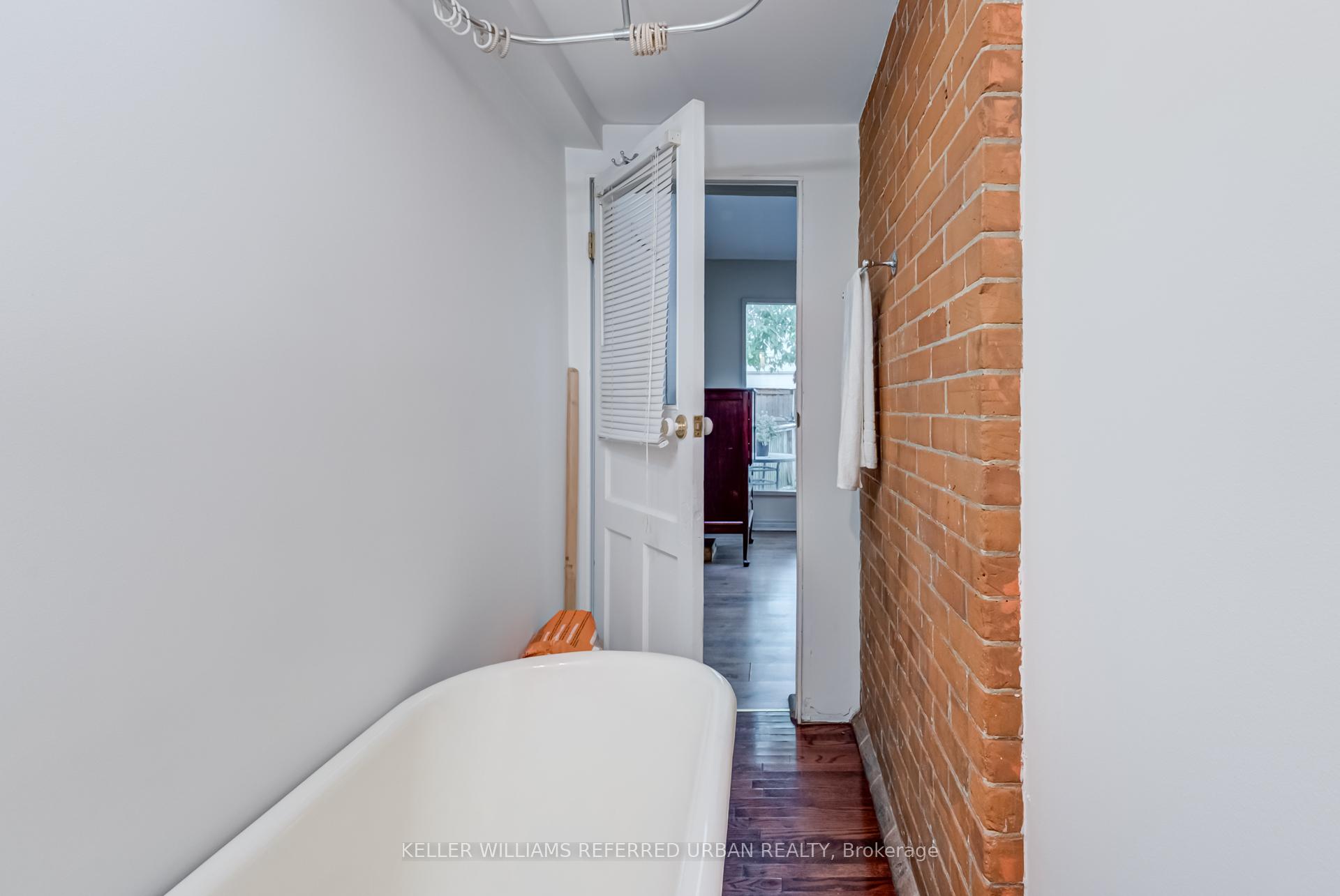Photo 7 of 338 Main Street, Toronto, East End-Danforth — HOMEH