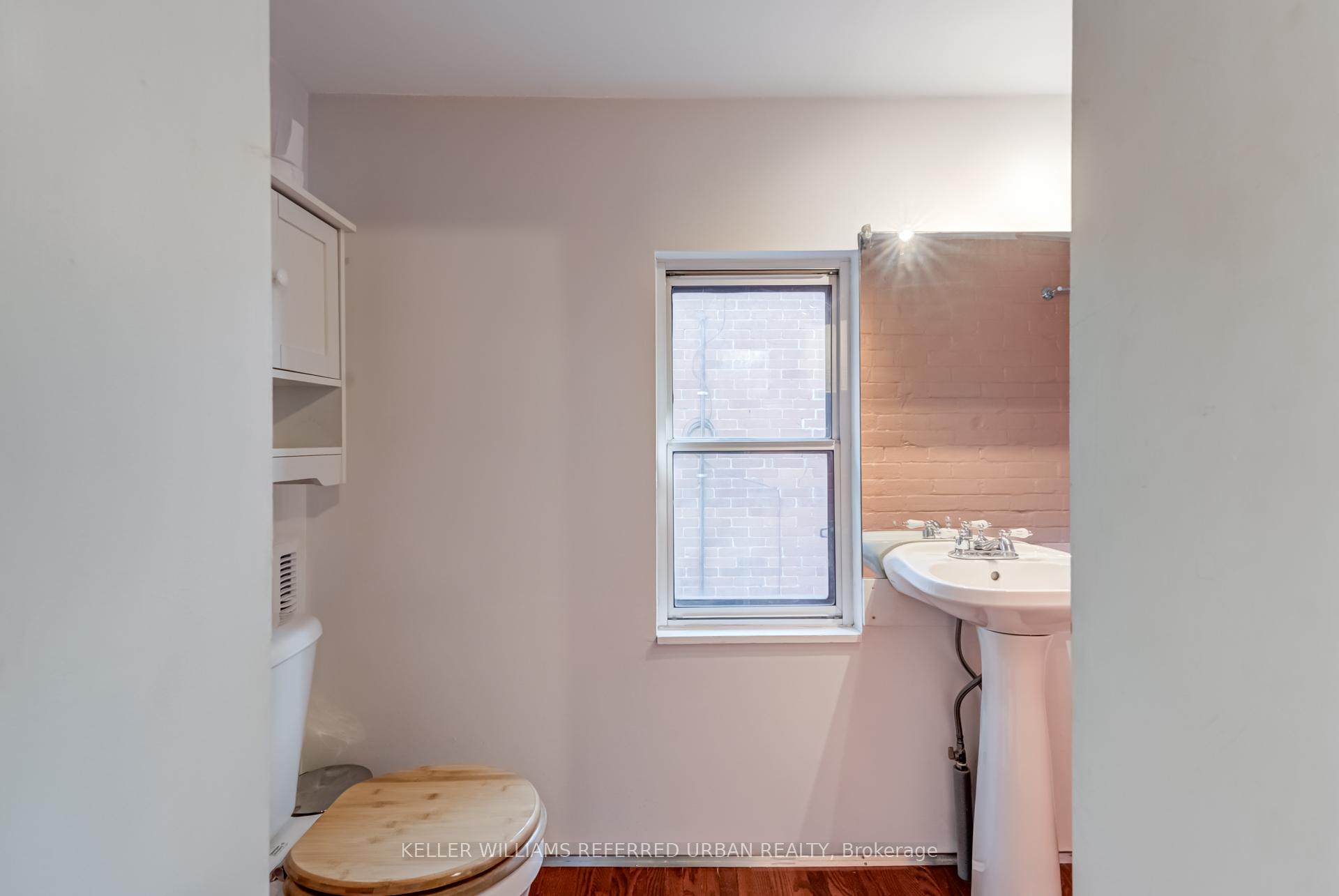 Photo 33 of 338 Main Street, Toronto, East End-Danforth — HOMEH