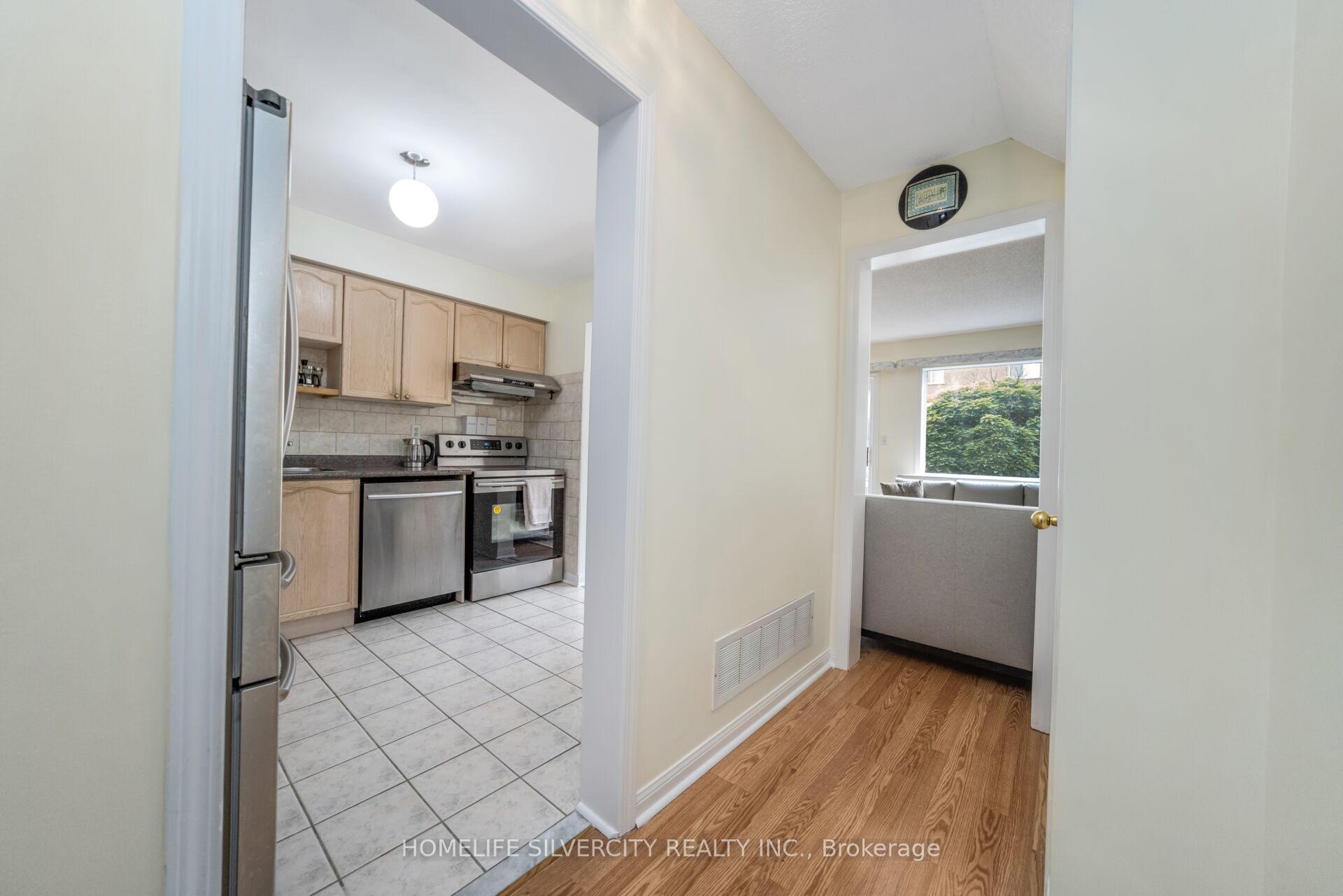 Photo 13 of 85 Dandelion Road, Brampton, Sandringham-Wellington — HOMEH
