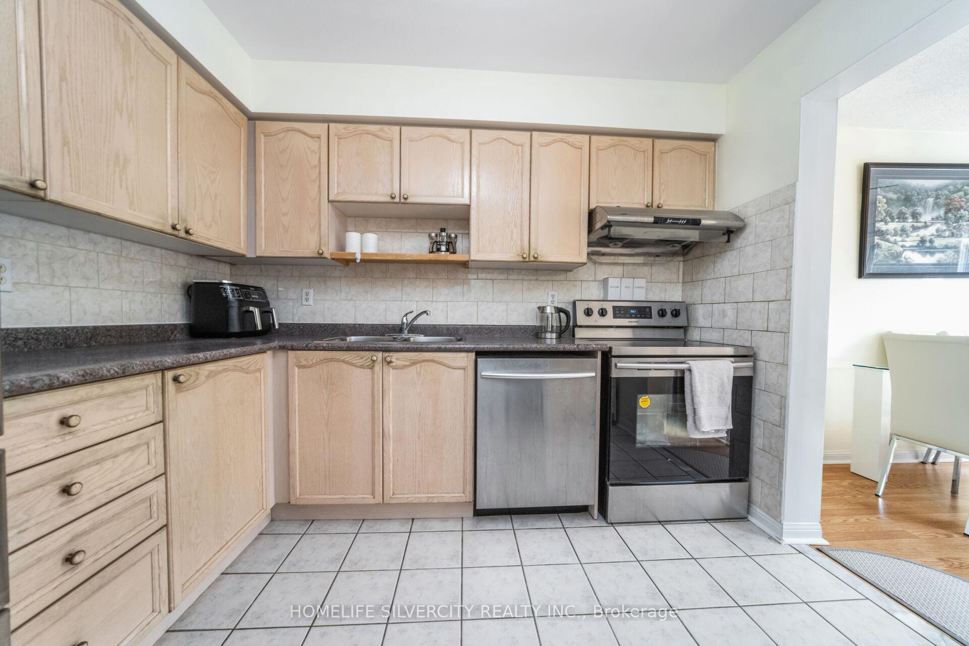 Photo 15 of 85 Dandelion Road, Brampton, Sandringham-Wellington — HOMEH