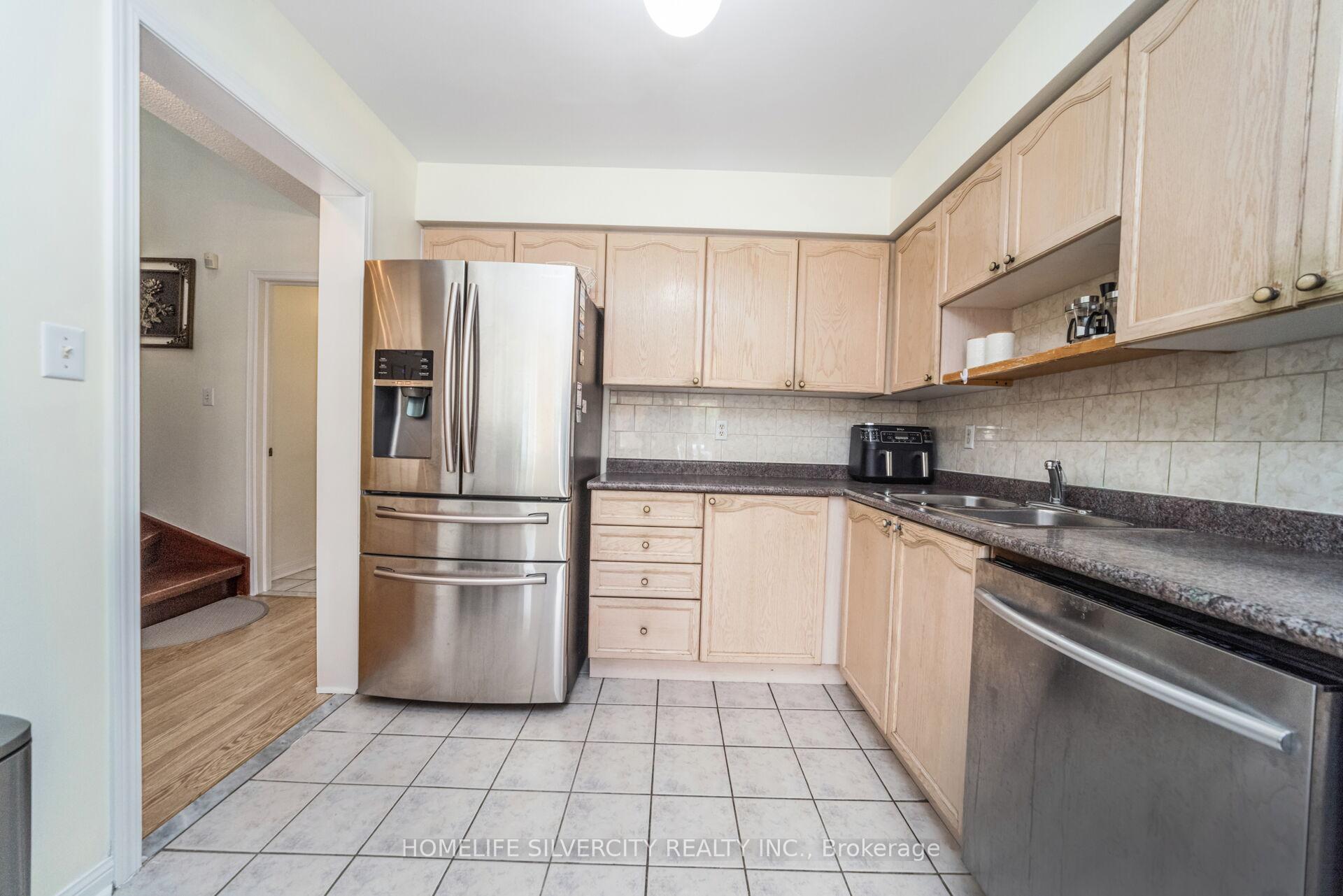 Photo 28 of 85 Dandelion Road, Brampton, Sandringham-Wellington — HOMEH