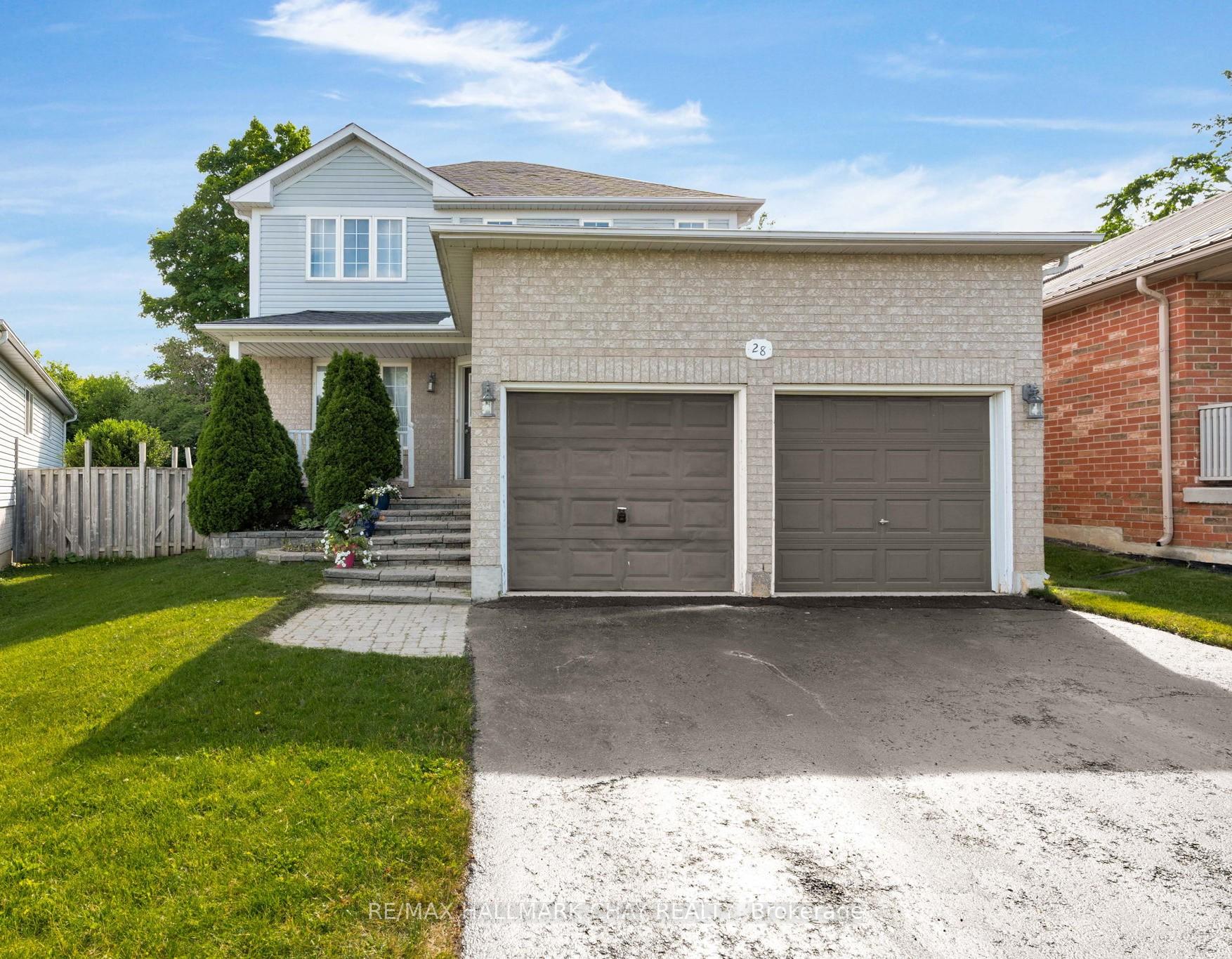 Photo 1 of 28 Draper Crescent, Barrie, Painswick North — HOMEH