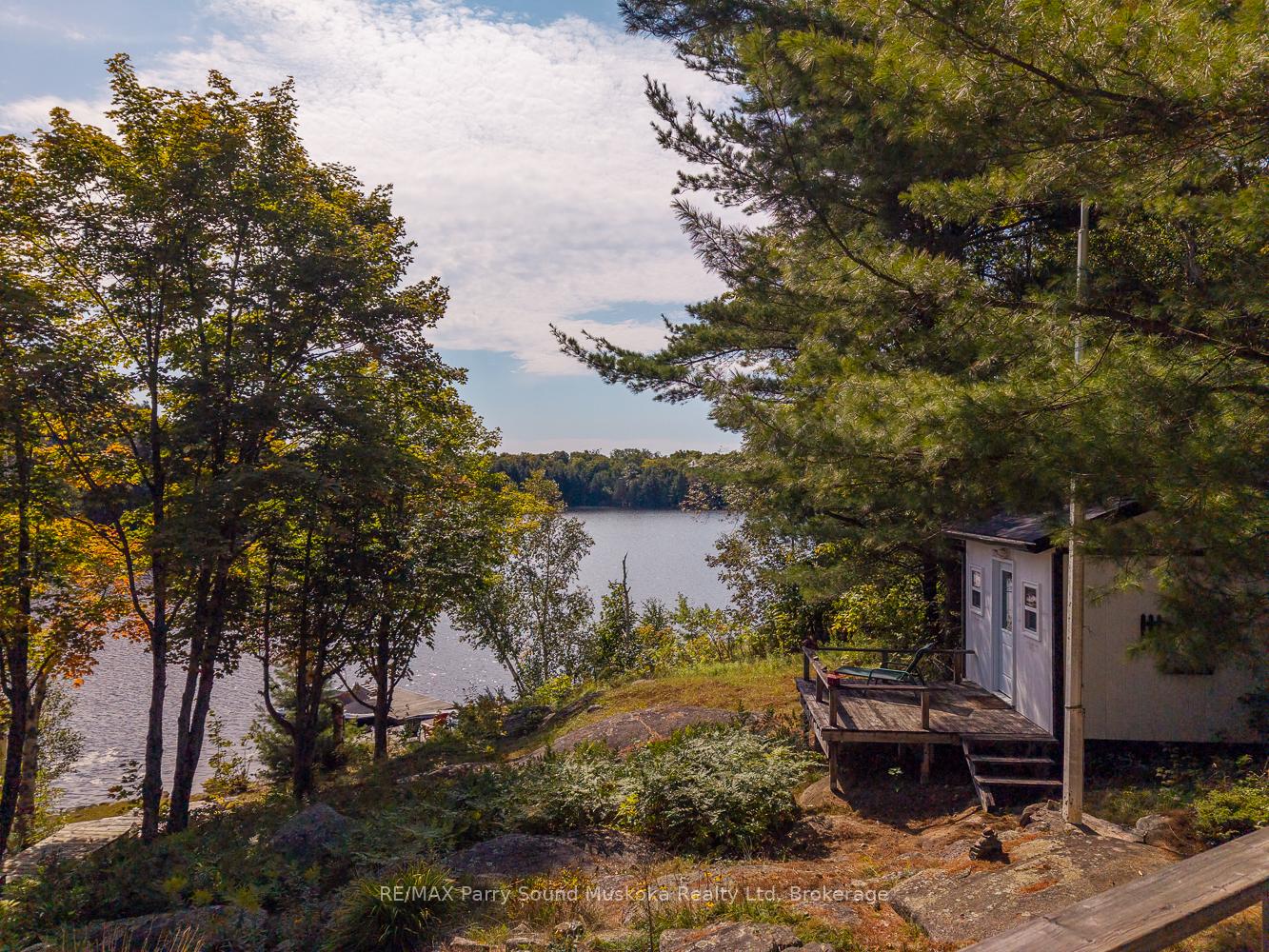 Photo 13 of 8 Marine Drive, McKellar — HOMEH