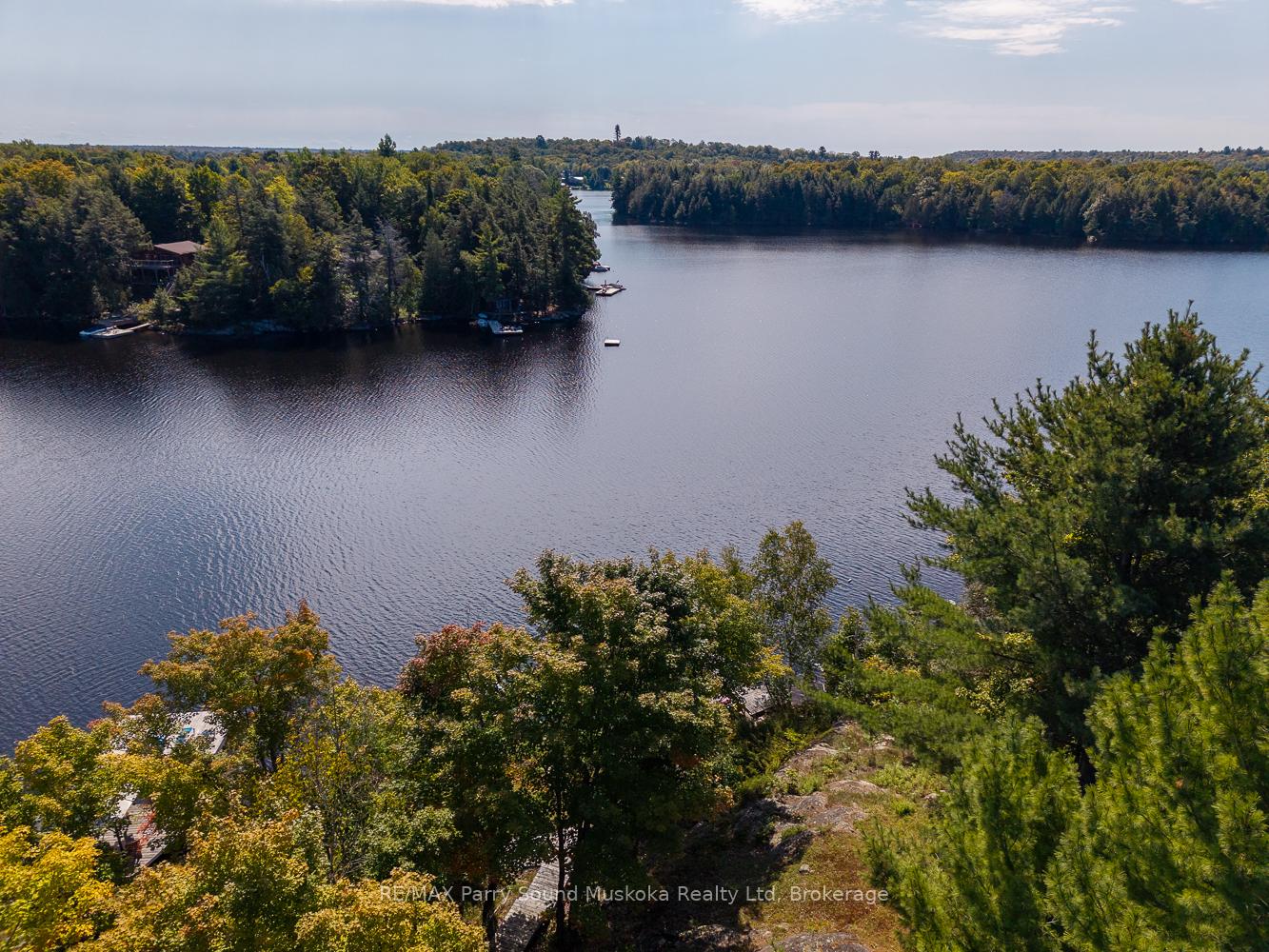 Photo 17 of 8 Marine Drive, McKellar — HOMEH