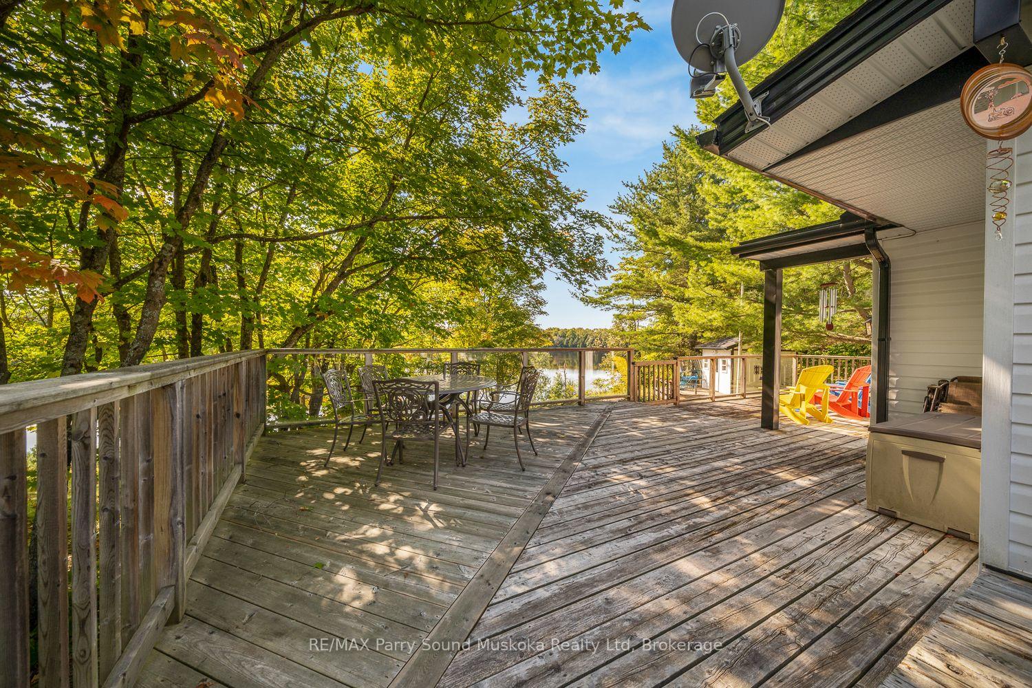 Photo 19 of 8 Marine Drive, McKellar — HOMEH
