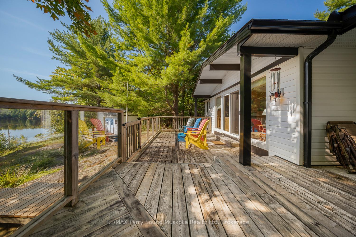 Photo 31 of 8 Marine Drive, McKellar — HOMEH
