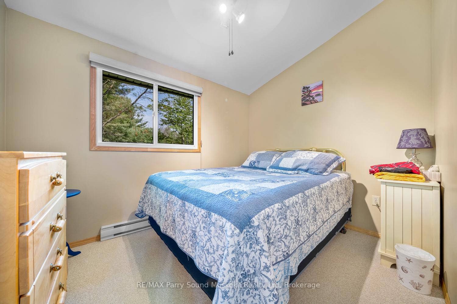 Photo 35 of 8 Marine Drive, McKellar — HOMEH