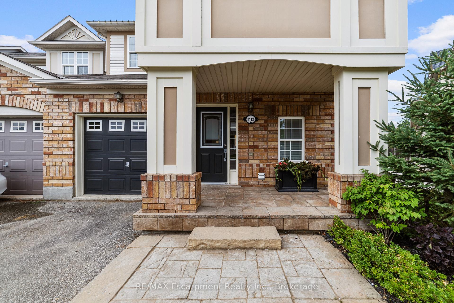 Photo 4 of 1113 Riddell Crescent, Milton, Beaty — HOMEH