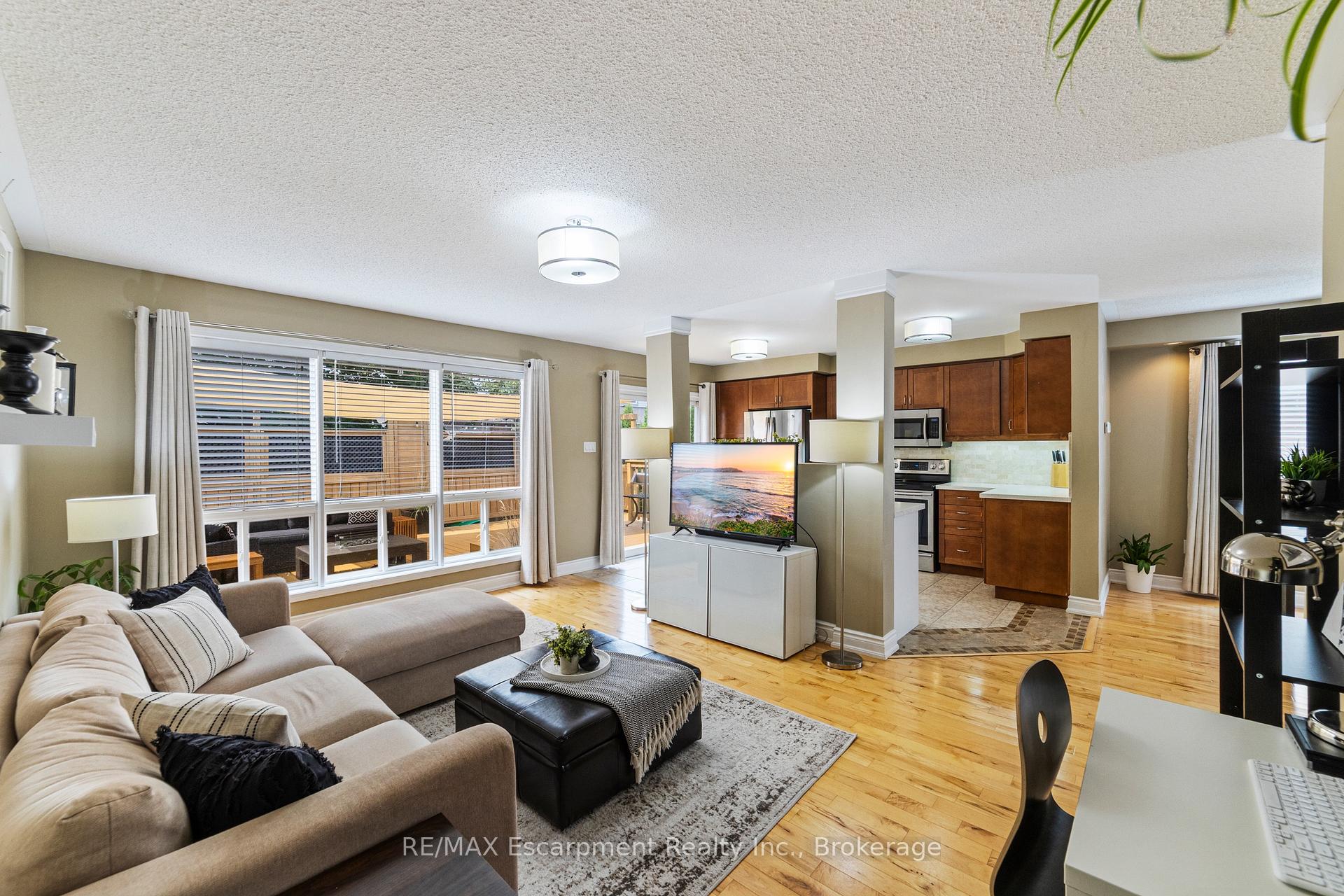 Photo 9 of 1113 Riddell Crescent, Milton, Beaty — HOMEH
