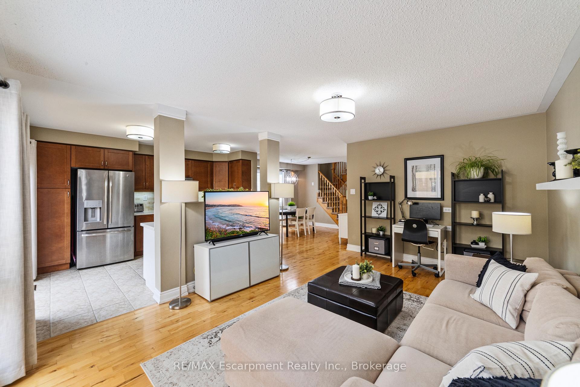 Photo 6 of 1113 Riddell Crescent, Milton, Beaty — HOMEH