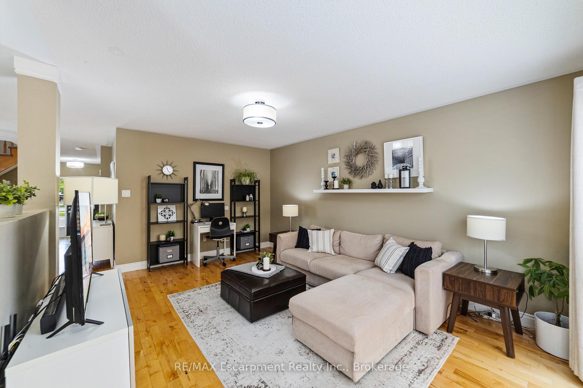 Photo 7 of 1113 Riddell Crescent, Milton, Beaty — HOMEH
