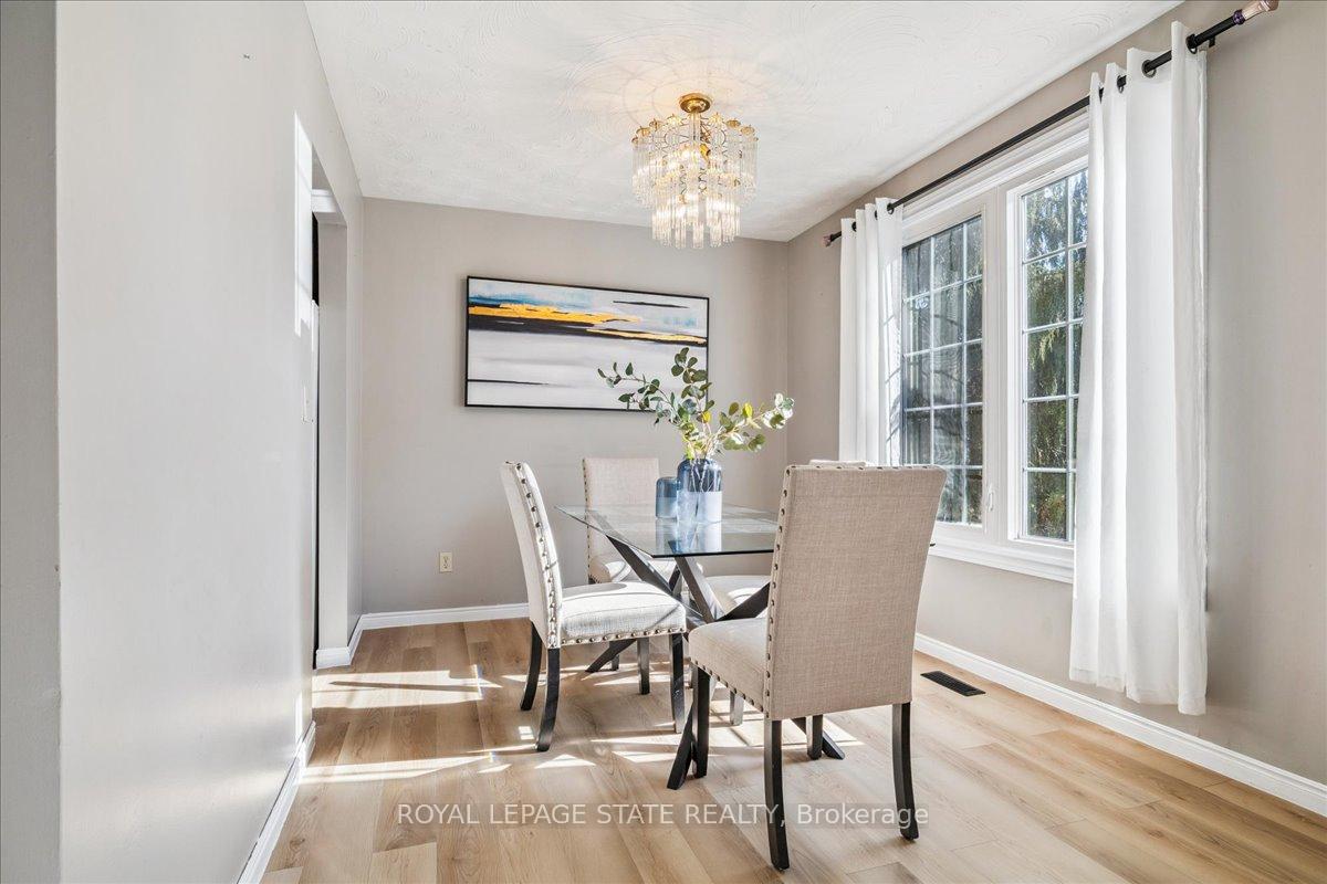 Photo 4 of 640 Cochrane Road, Hamilton, Rosedale — HOMEH