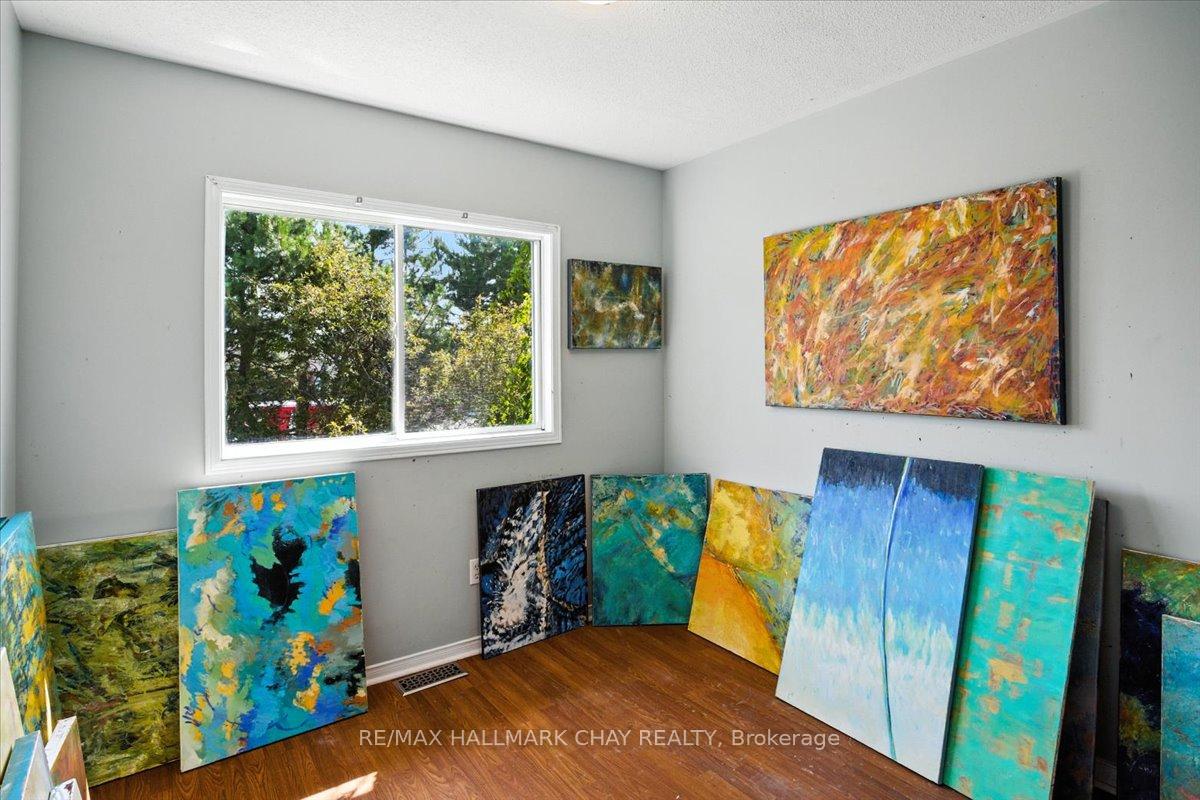 Photo 20 of 39 Lyfytt Crescent, Barrie, West Bayfield — HOMEH