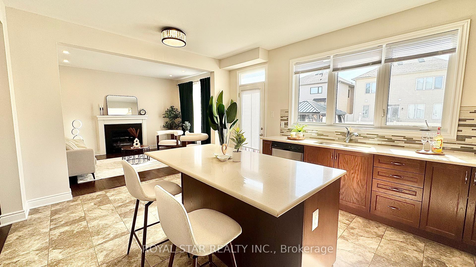 Photo 9 of 1016 Manege Street, Ottawa, Stittsville (South) — HOMEH