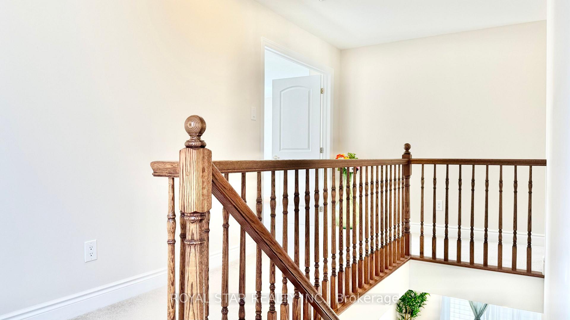 Photo 15 of 1016 Manege Street, Ottawa, Stittsville (South) — HOMEH