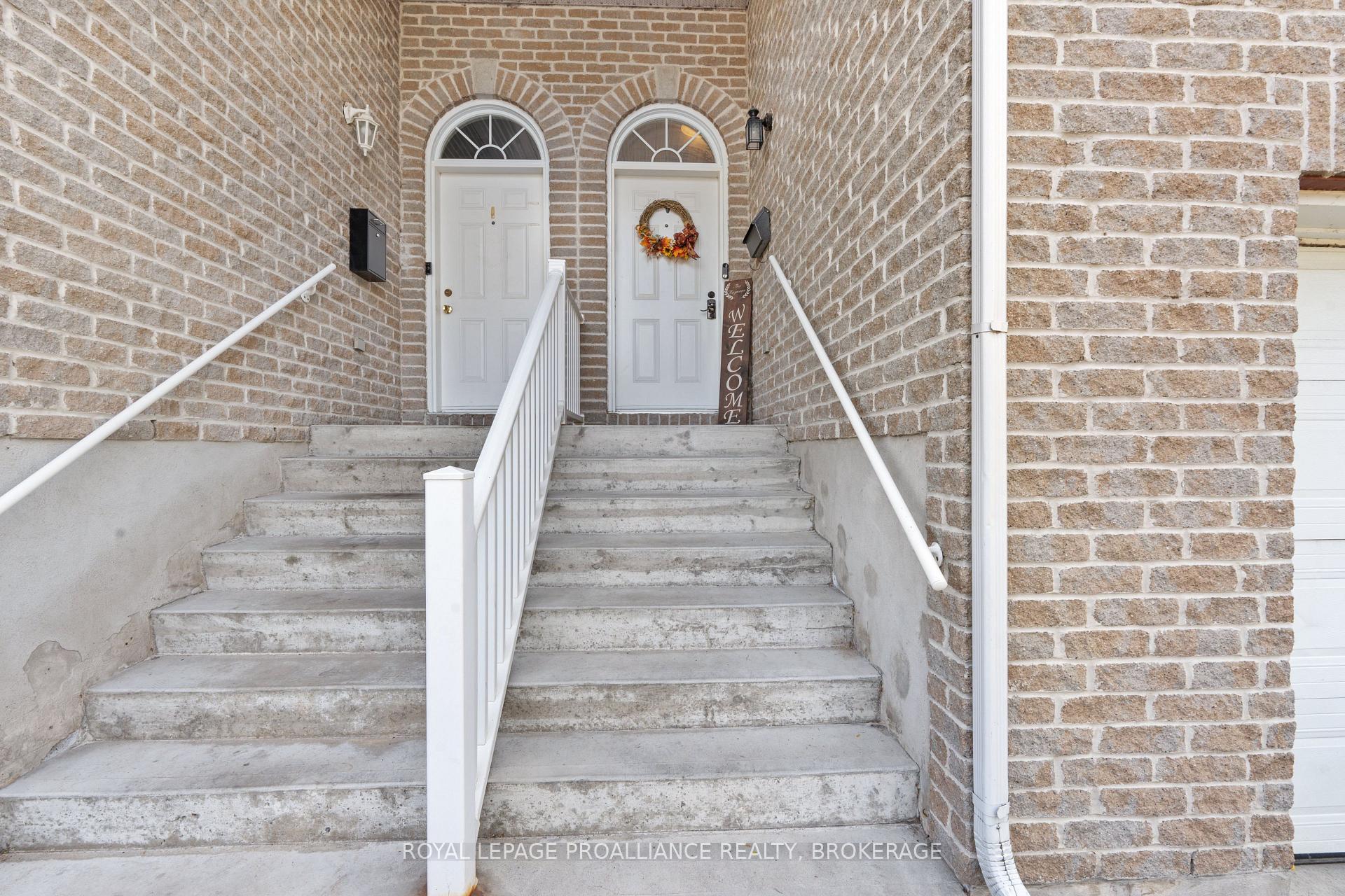 Photo 8 of 54 Briceland Street, Kingston, Rideau — HOMEH
