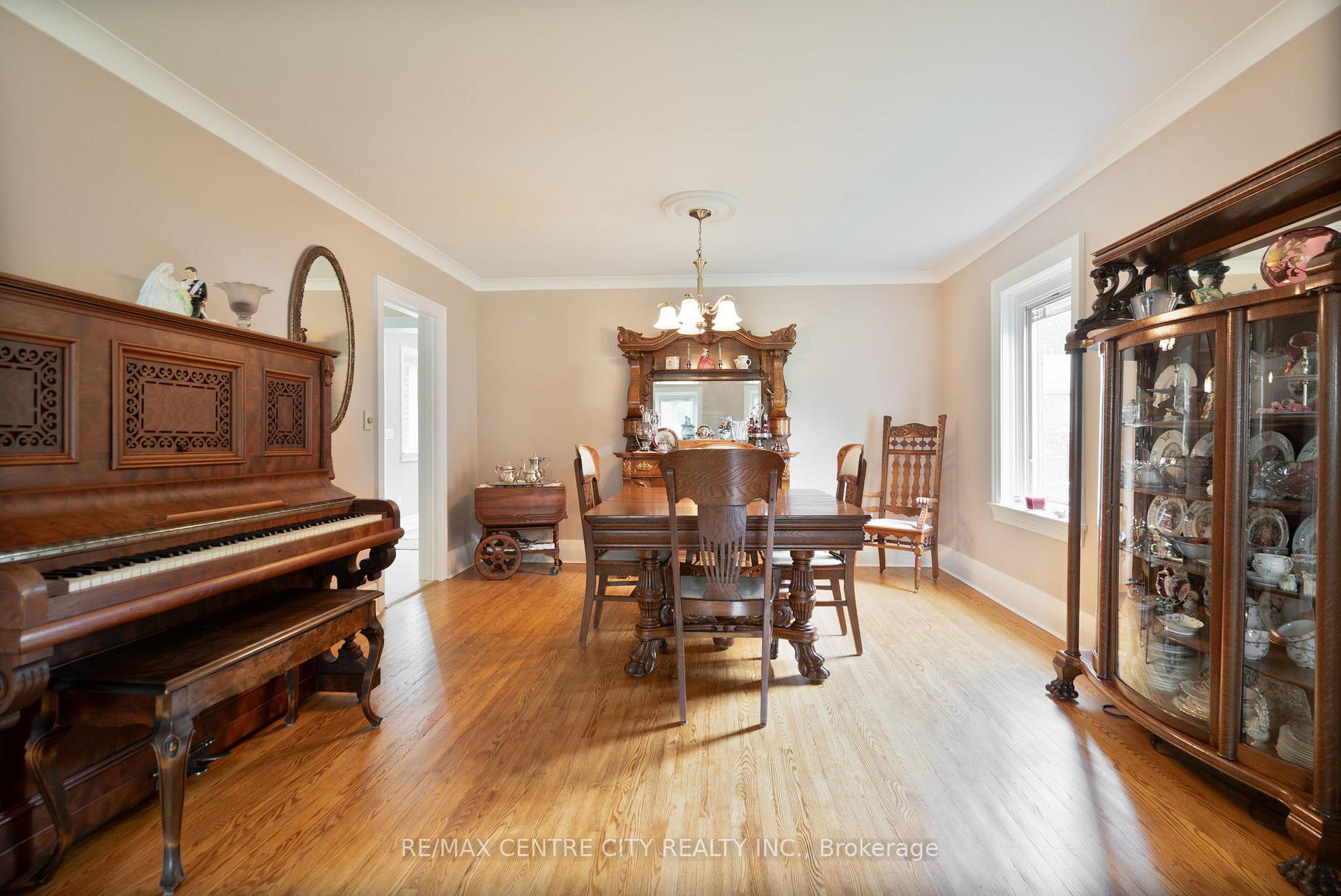 Photo 11 of 132 Maria Street, Strathroy-Caradoc, NW — HOMEH