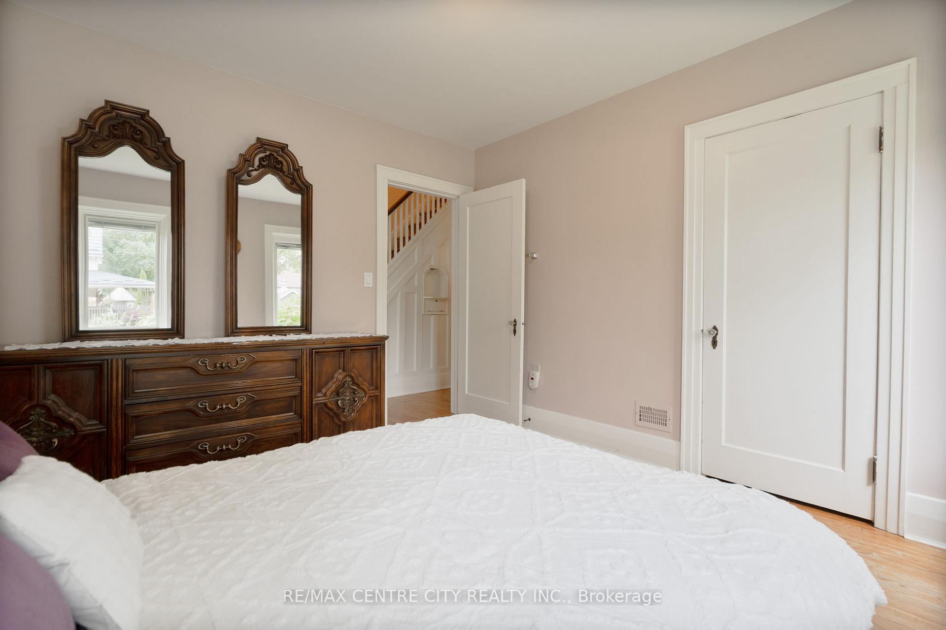 Photo 10 of 132 Maria Street, Strathroy-Caradoc, NW — HOMEH