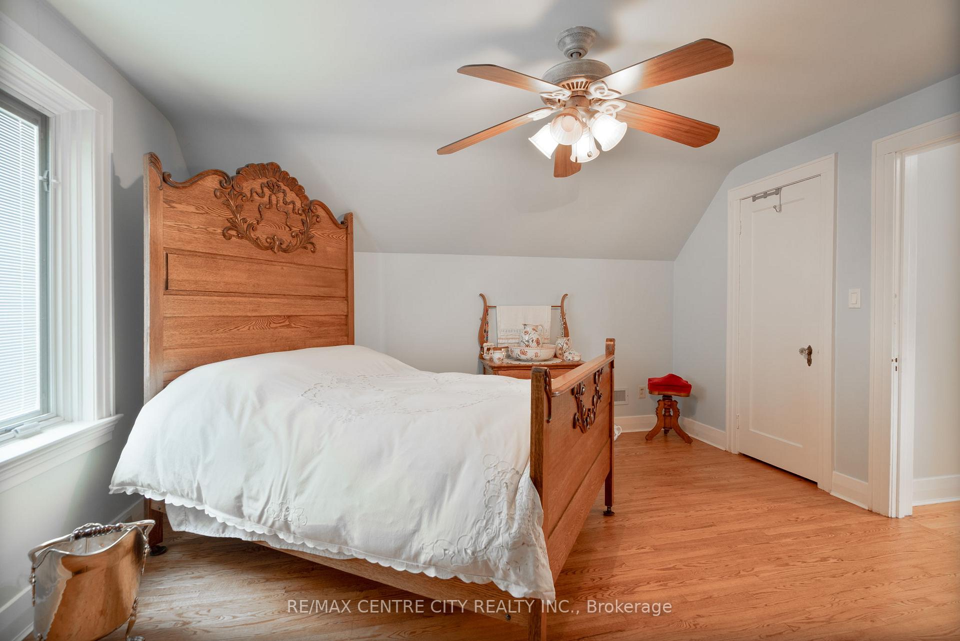 Photo 31 of 132 Maria Street, Strathroy-Caradoc, NW — HOMEH