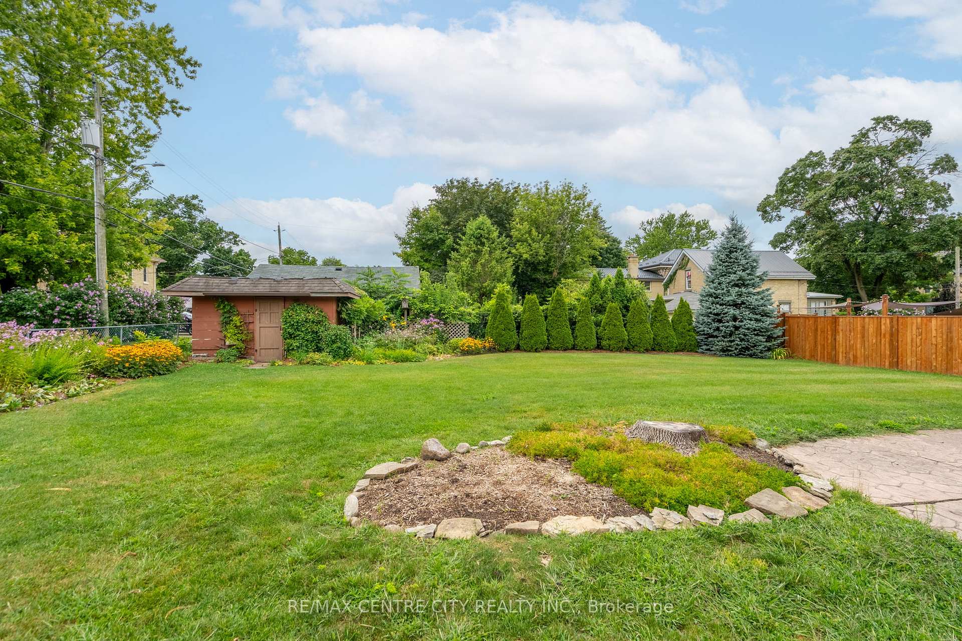 Photo 25 of 132 Maria Street, Strathroy-Caradoc, NW — HOMEH