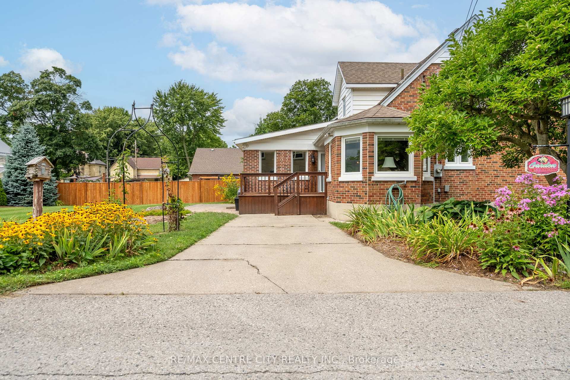 Photo 27 of 132 Maria Street, Strathroy-Caradoc, NW — HOMEH