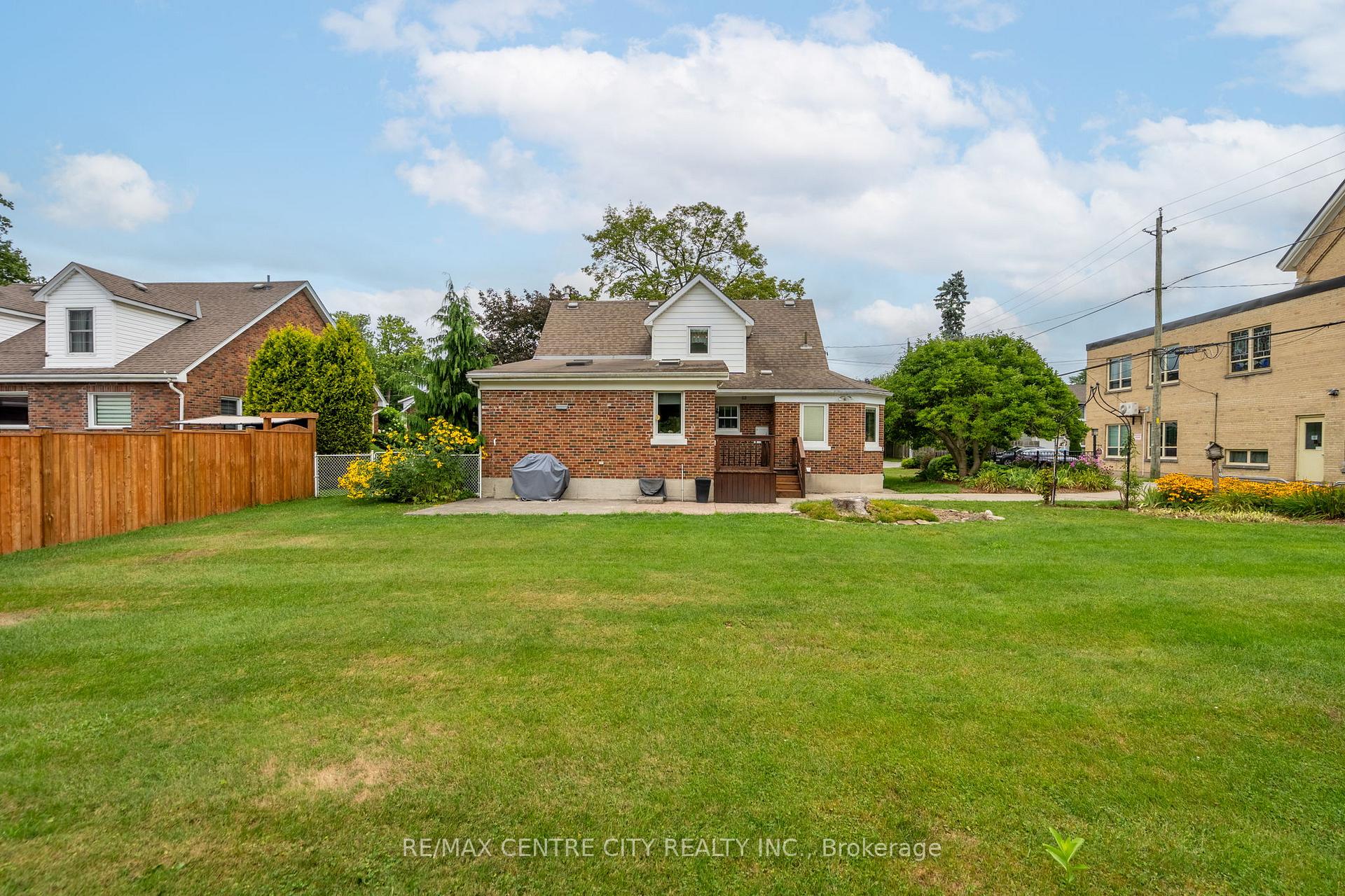 Photo 26 of 132 Maria Street, Strathroy-Caradoc, NW — HOMEH
