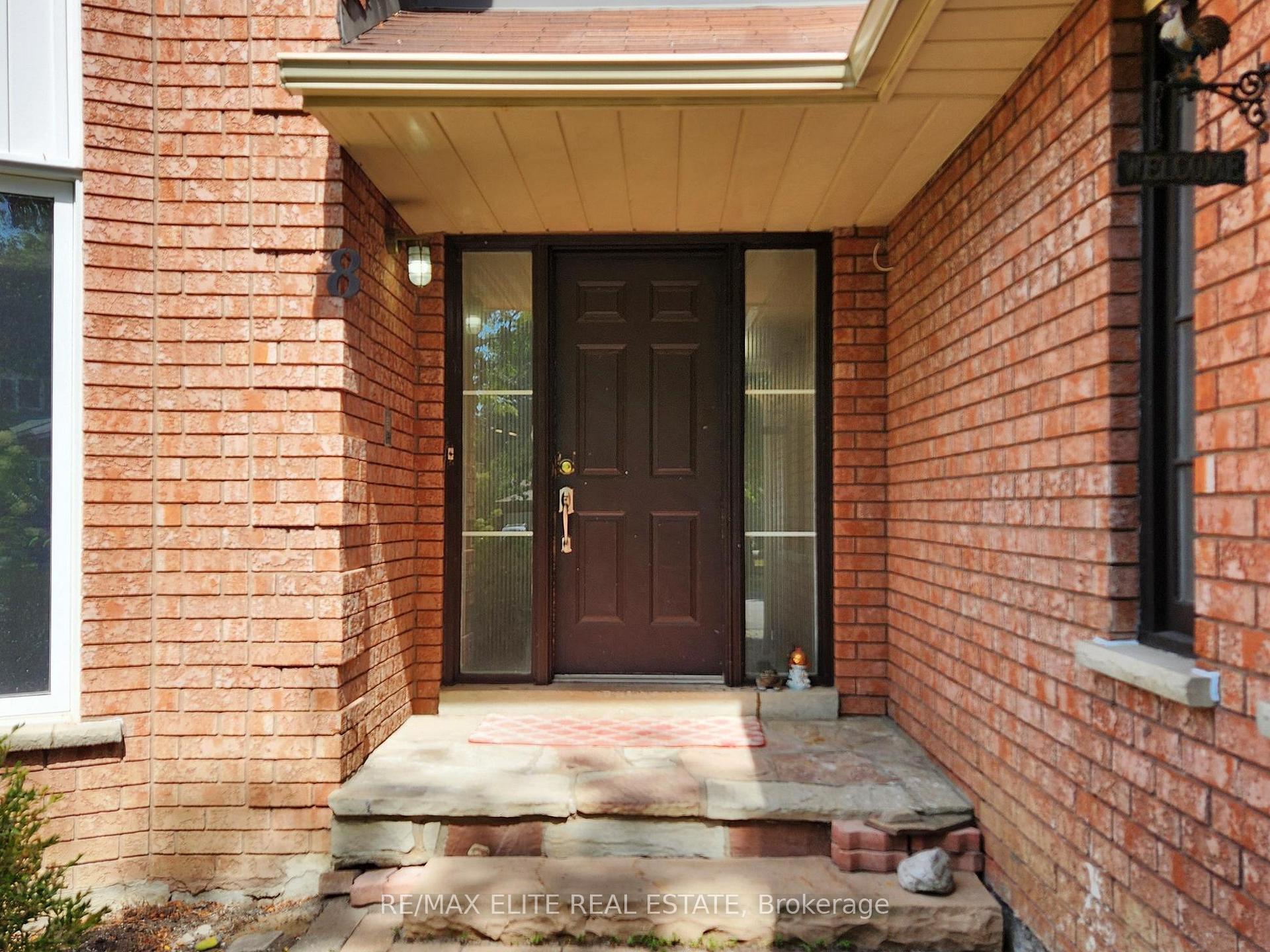 Photo 4 of 8 Millpond Place, Markham, Raymerville — HOMEH