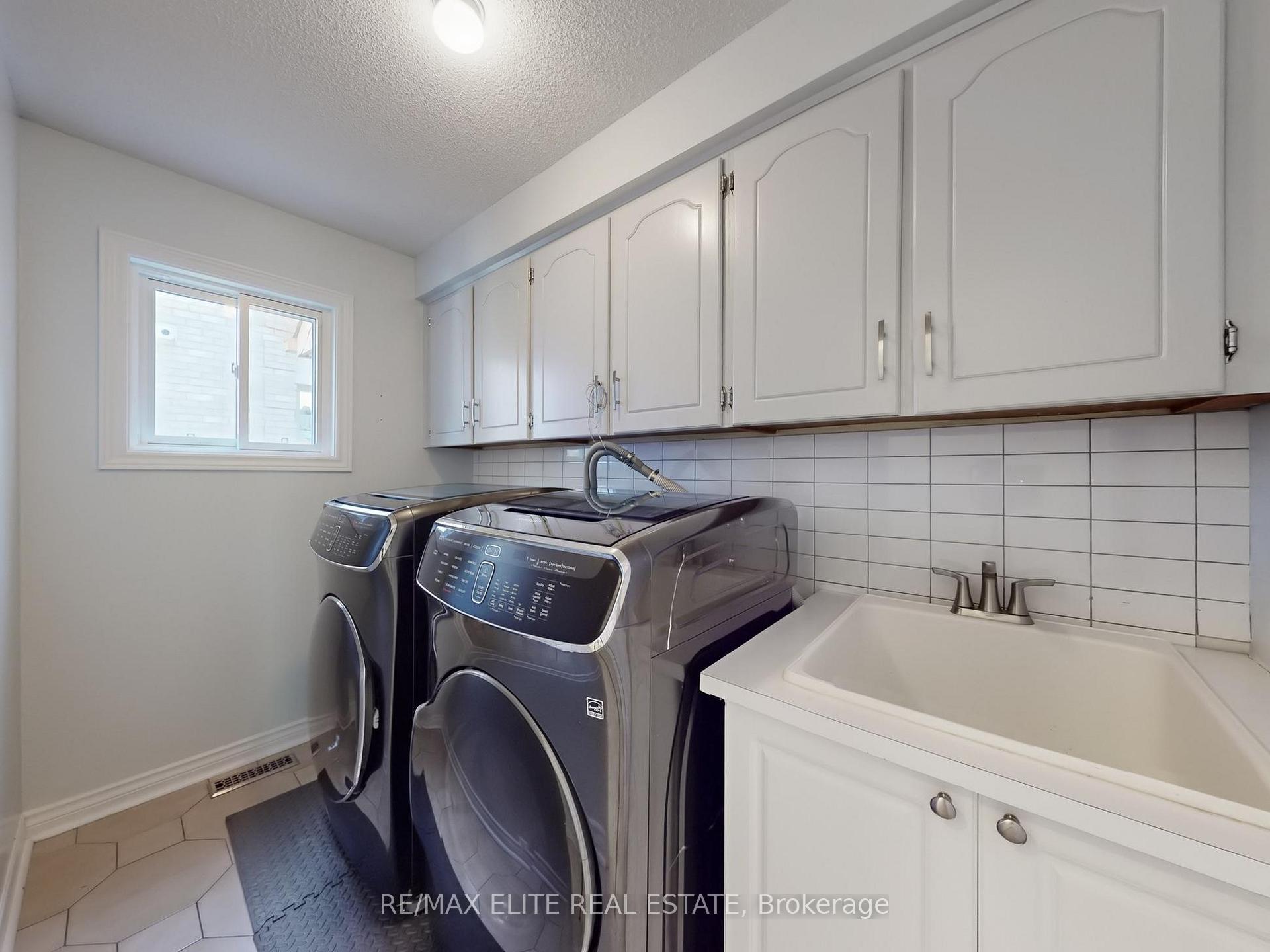 Photo 28 of 8 Millpond Place, Markham, Raymerville — HOMEH
