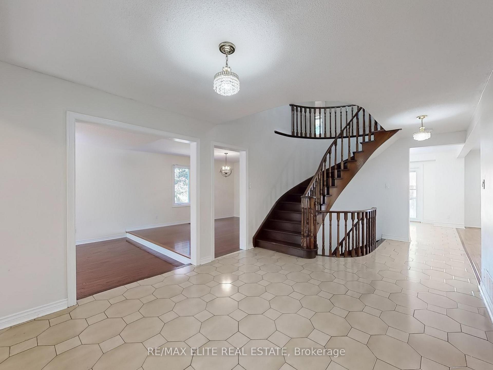 Photo 8 of 8 Millpond Place, Markham, Raymerville — HOMEH