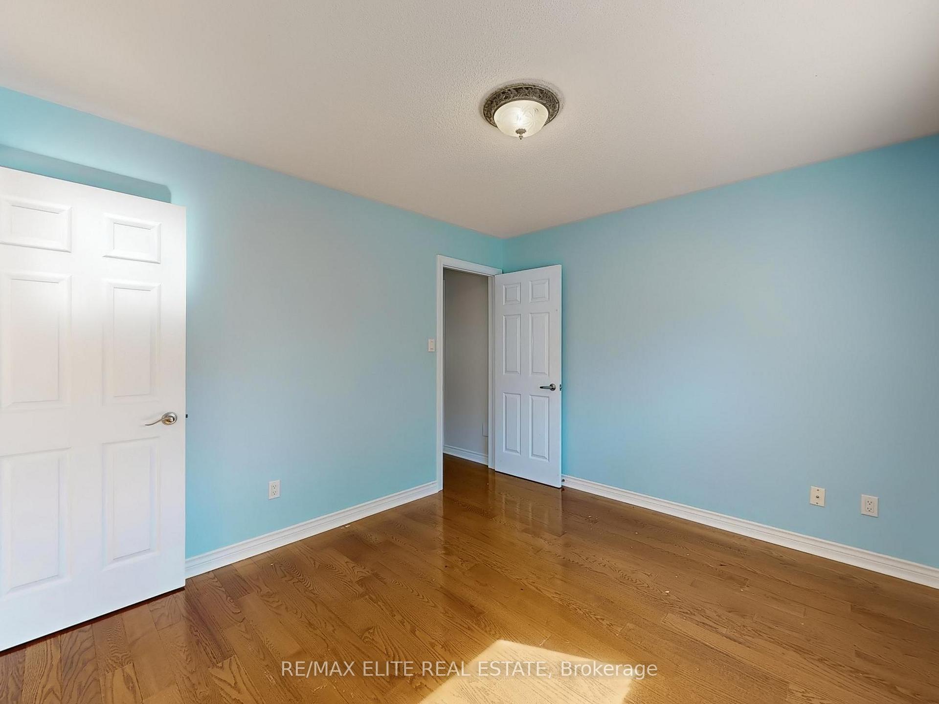 Photo 17 of 8 Millpond Place, Markham, Raymerville — HOMEH