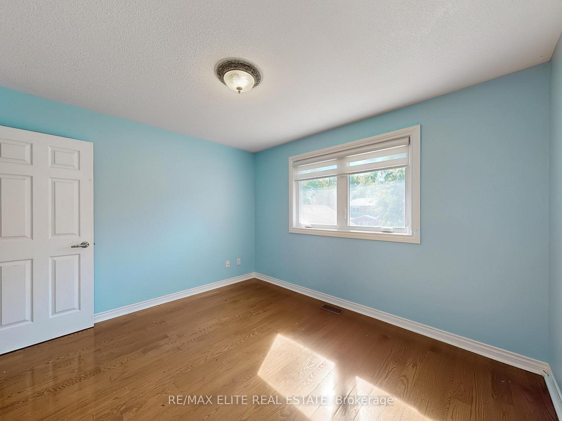 Photo 35 of 8 Millpond Place, Markham, Raymerville — HOMEH