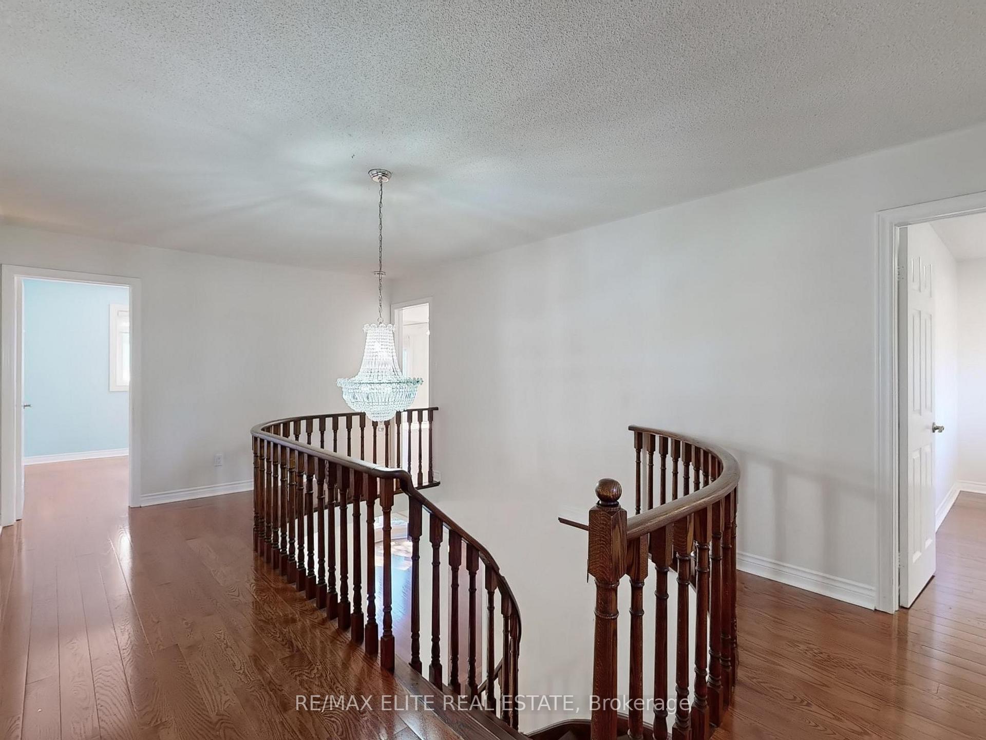 Photo 41 of 8 Millpond Place, Markham, Raymerville — HOMEH