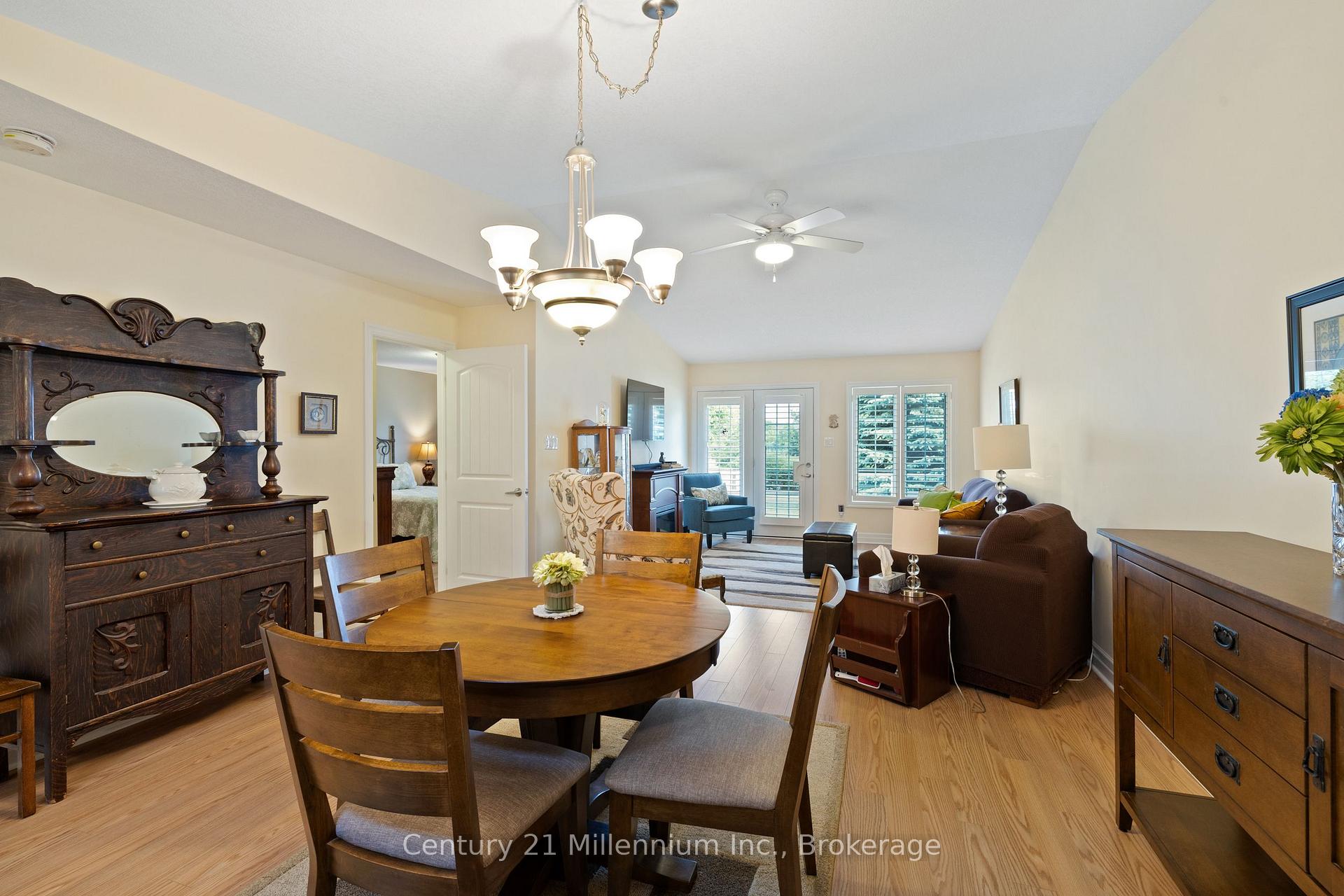 Photo 8 of 9 Garden Grove Crescent, Wasaga Beach — HOMEH