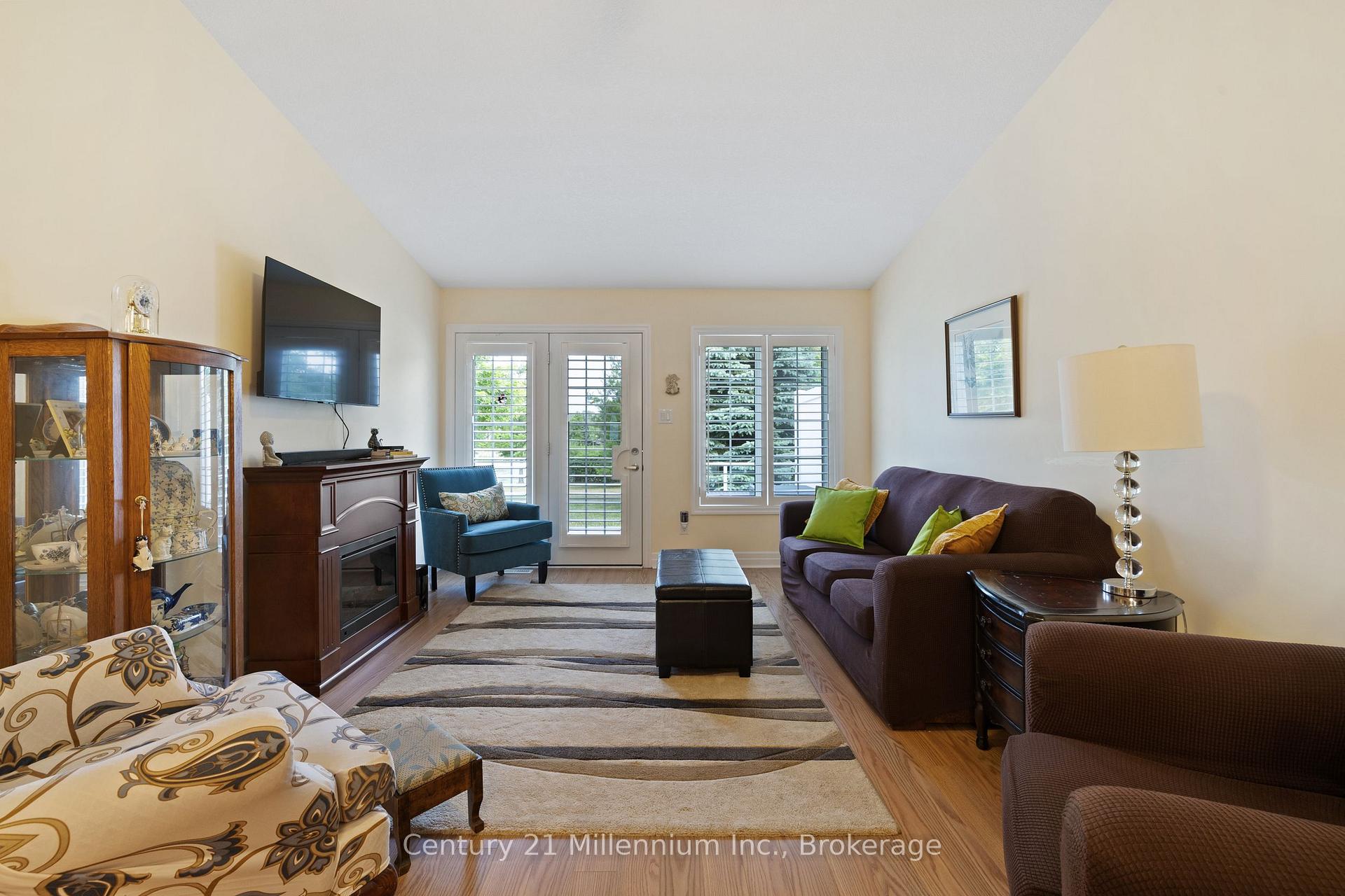 Photo 6 of 9 Garden Grove Crescent, Wasaga Beach — HOMEH