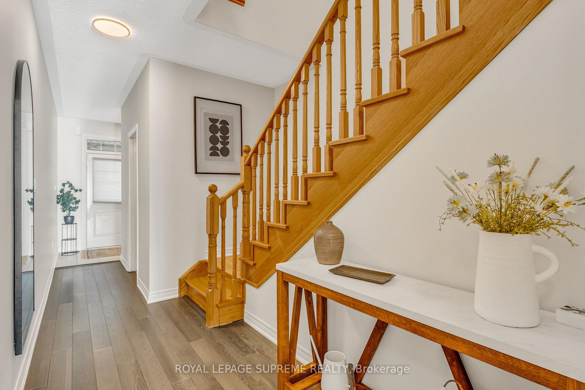 Photo 5 of 19 Goulston Street, Brampton, Northwest Brampton — HOMEH