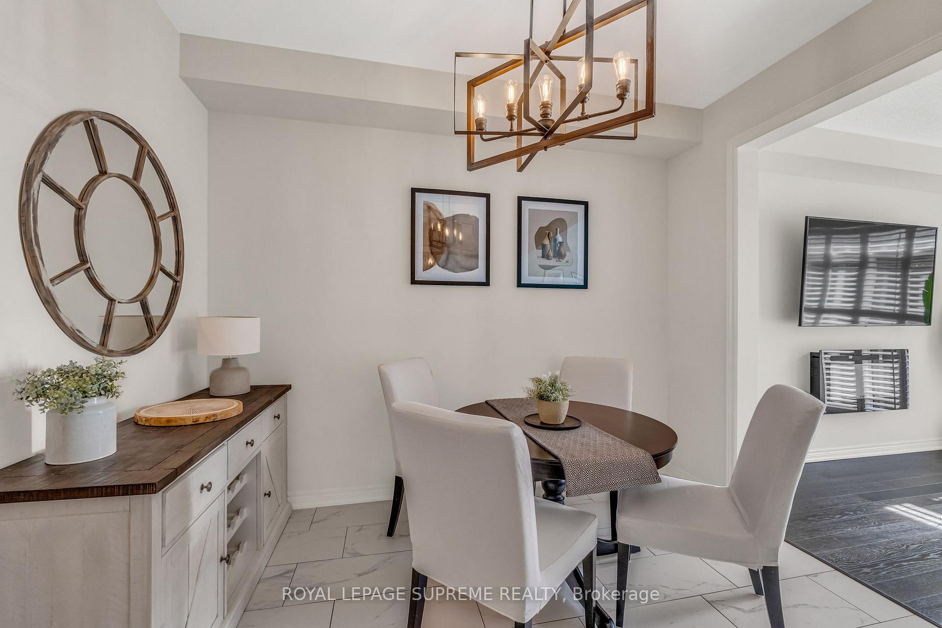 Photo 12 of 19 Goulston Street, Brampton, Northwest Brampton — HOMEH
