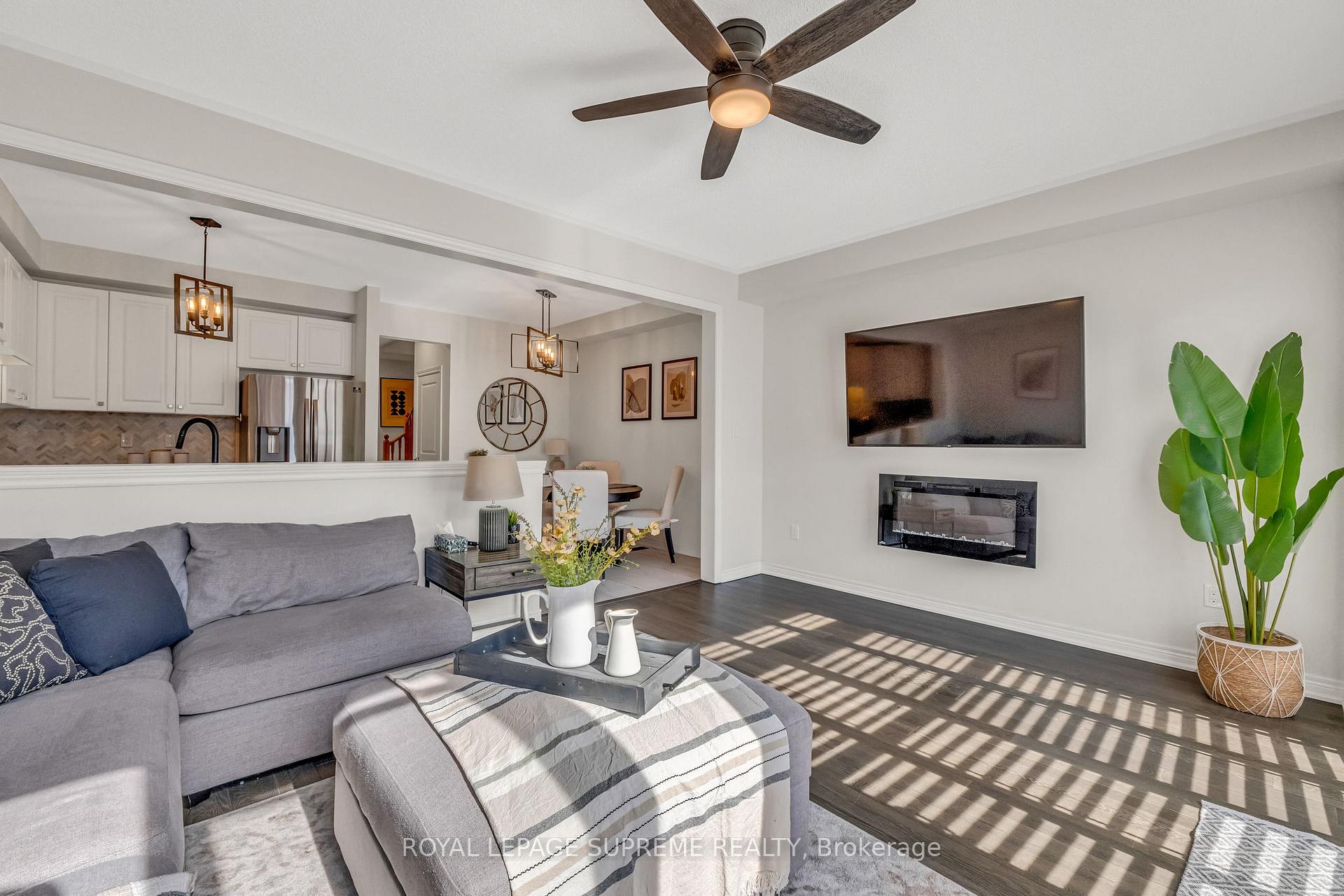 Photo 15 of 19 Goulston Street, Brampton, Northwest Brampton — HOMEH