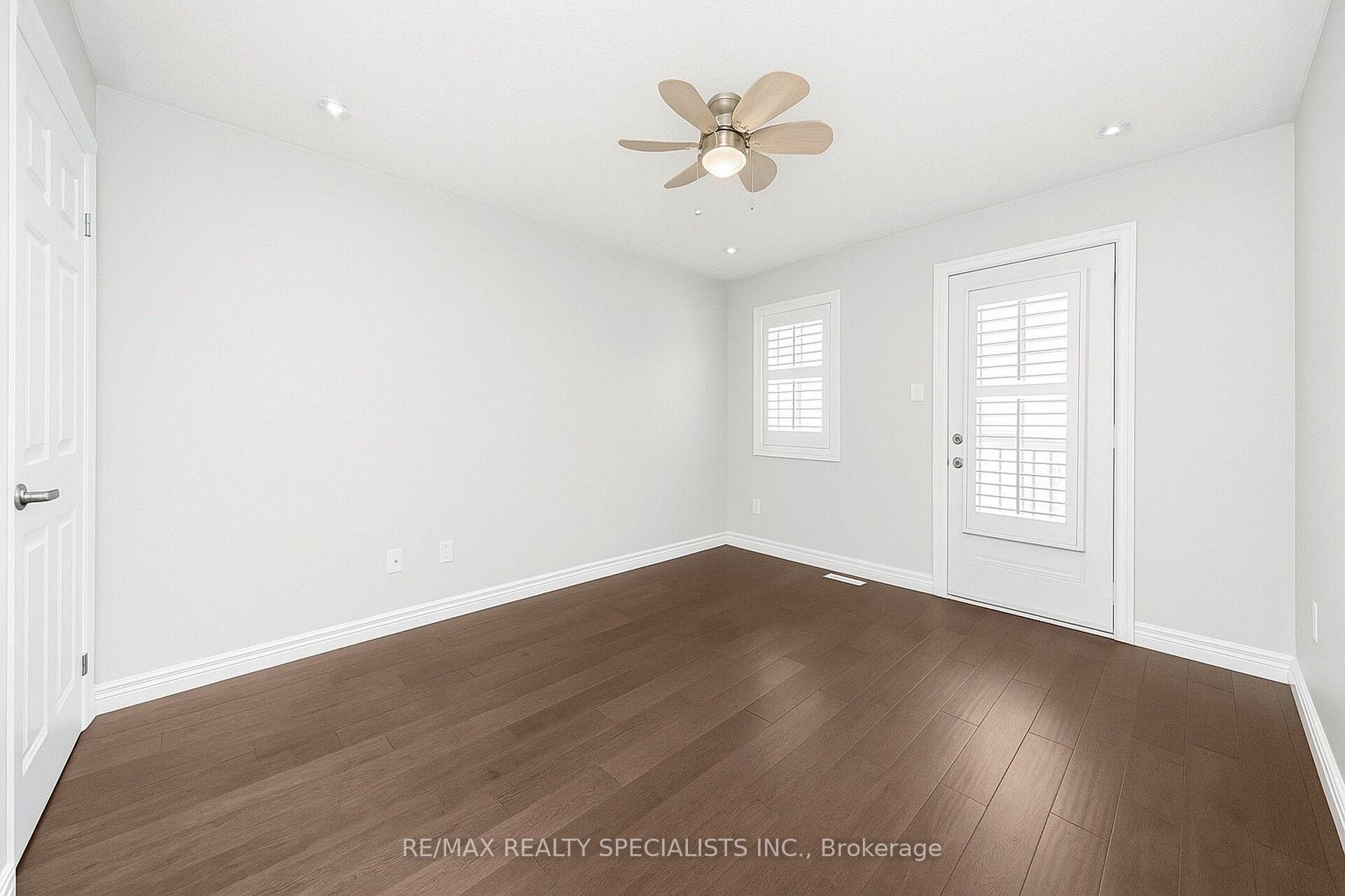 Photo 19 of 102 Chalkfarm Crescent, Brampton, Northwest Sandalwood Parkway — HOMEH