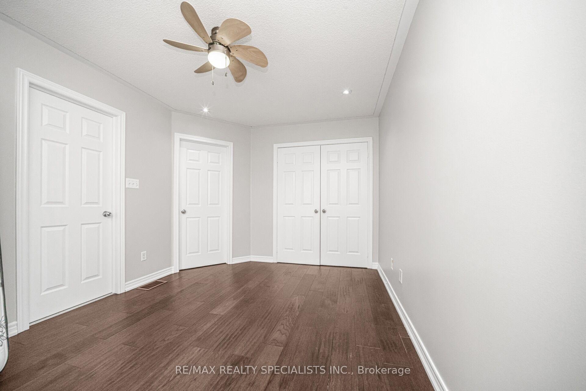 Photo 14 of 102 Chalkfarm Crescent, Brampton, Northwest Sandalwood Parkway — HOMEH