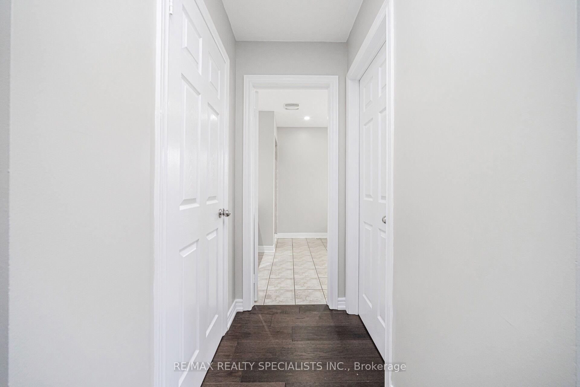 Photo 29 of 102 Chalkfarm Crescent, Brampton, Northwest Sandalwood Parkway — HOMEH