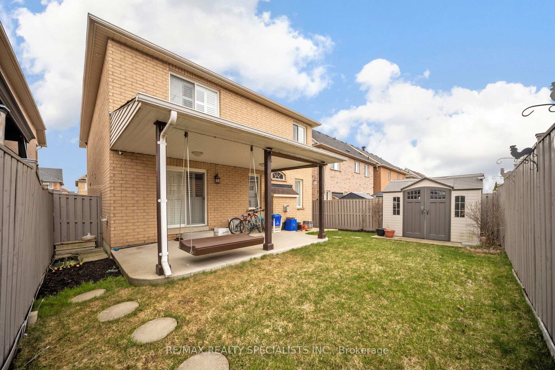 Photo 46 of 102 Chalkfarm Crescent, Brampton, Northwest Sandalwood Parkway — HOMEH