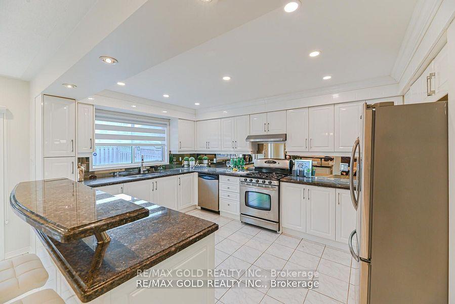 Photo 49 of 102 Sunny Meadow Boulevard, Brampton, Sandringham-Wellington — HOMEH
