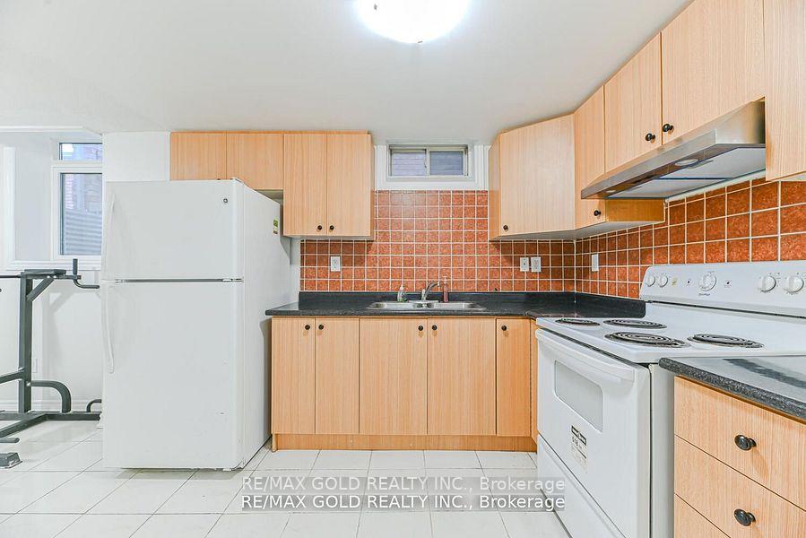Photo 30 of 102 Sunny Meadow Boulevard, Brampton, Sandringham-Wellington — HOMEH